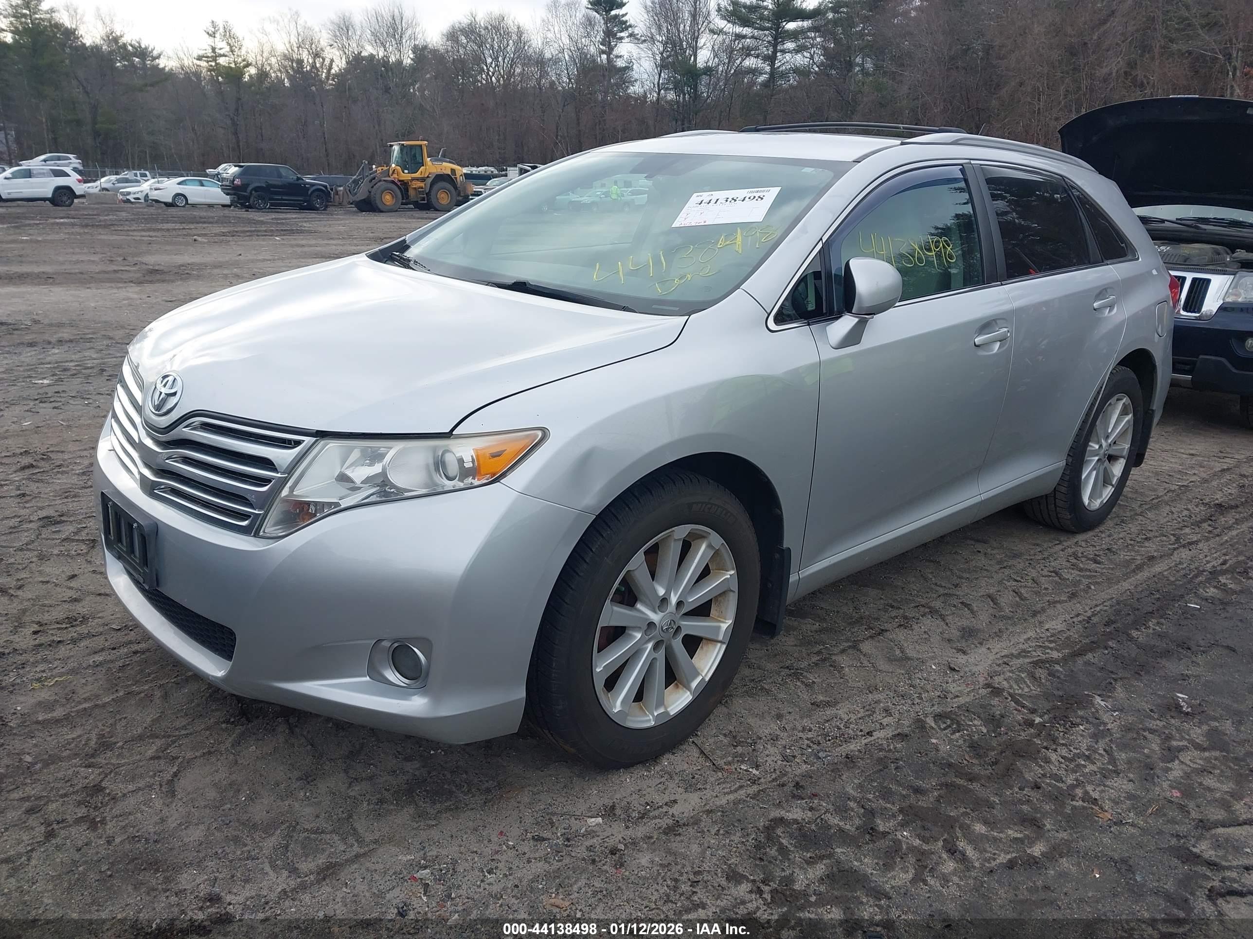TOYOTA VENZA image 2