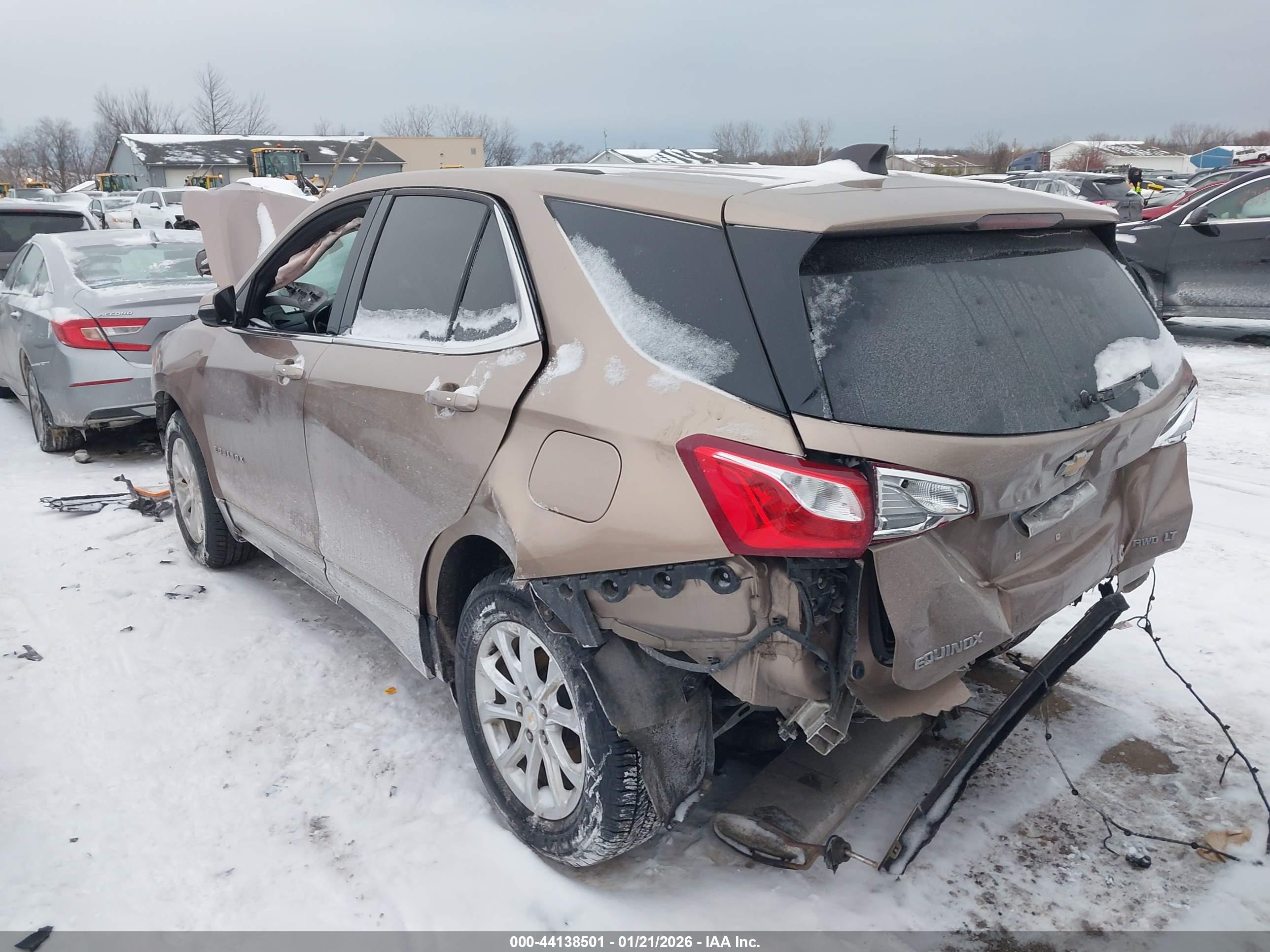 CHEVROLET EQUINOX image 3
