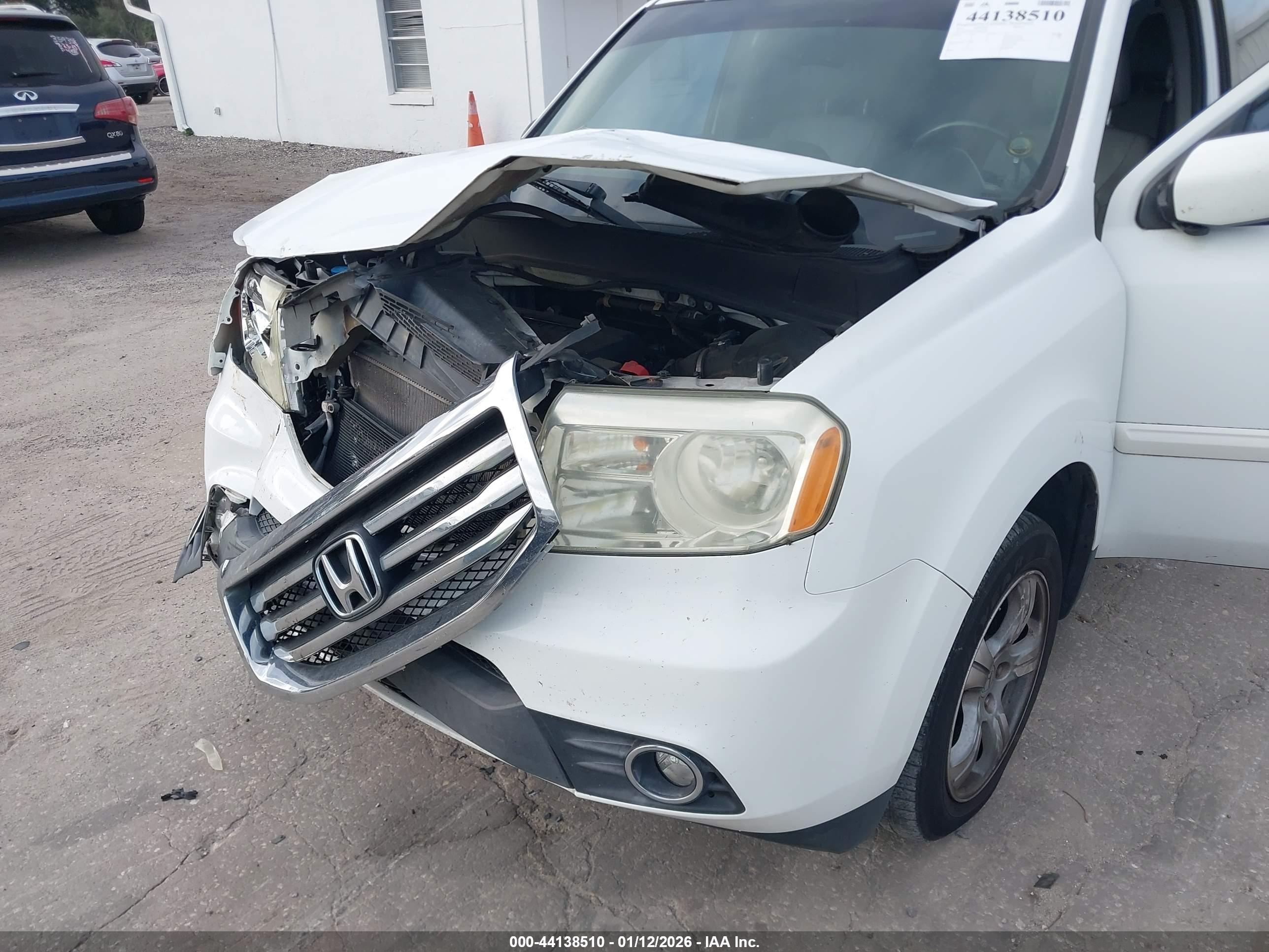 HONDA PILOT image 6