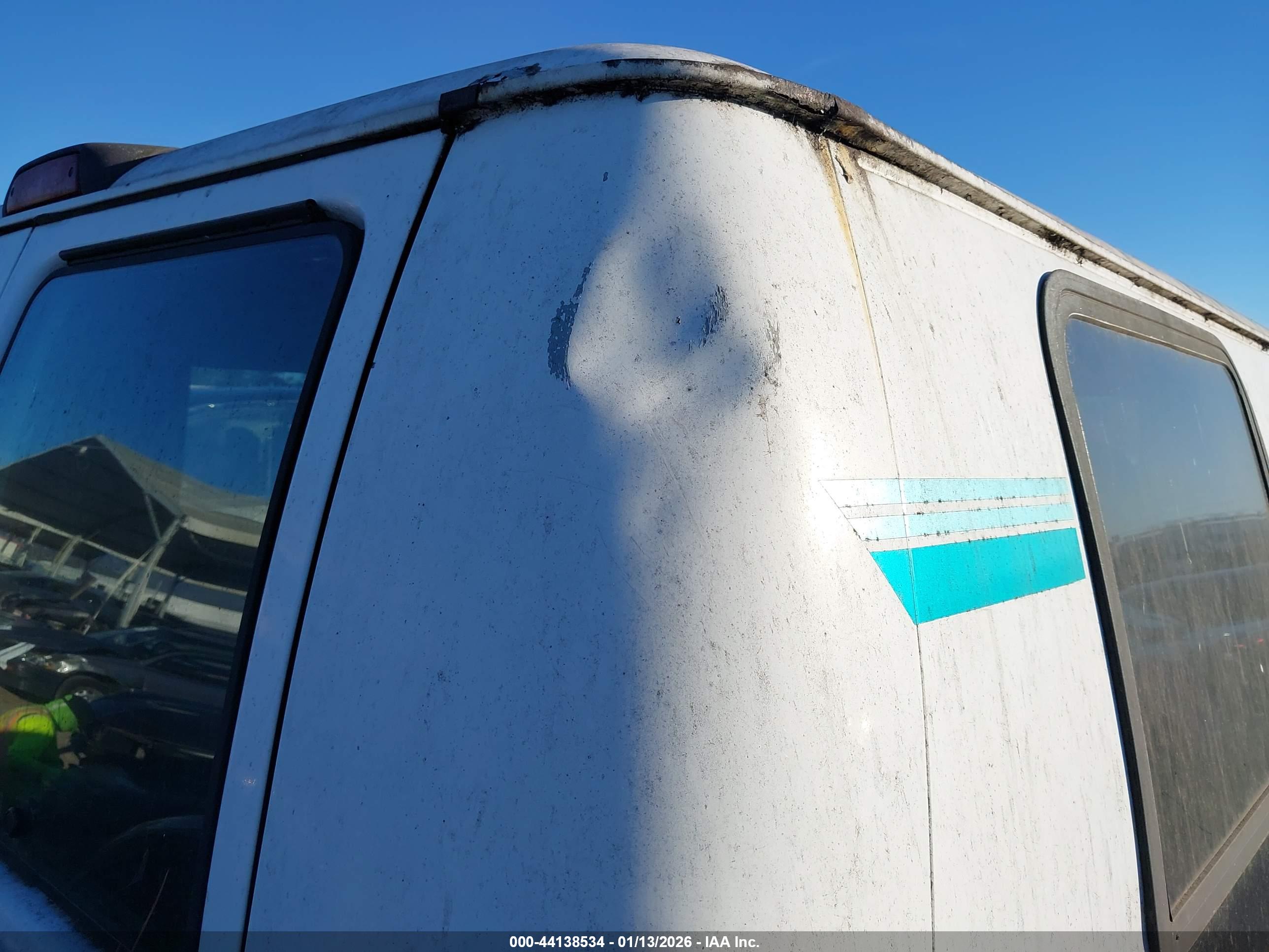 DODGE RAM image 6
