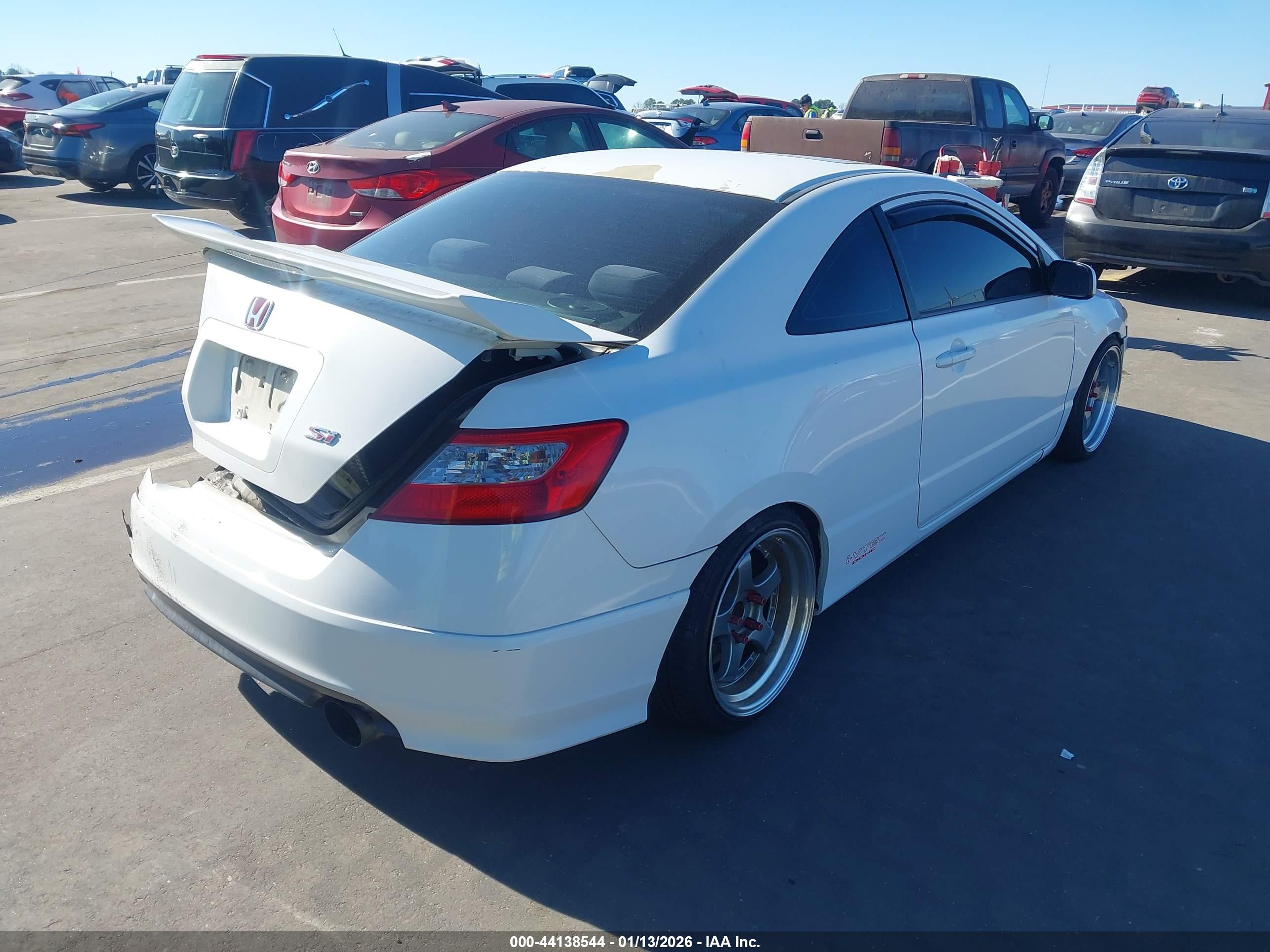 HONDA CIVIC image 4