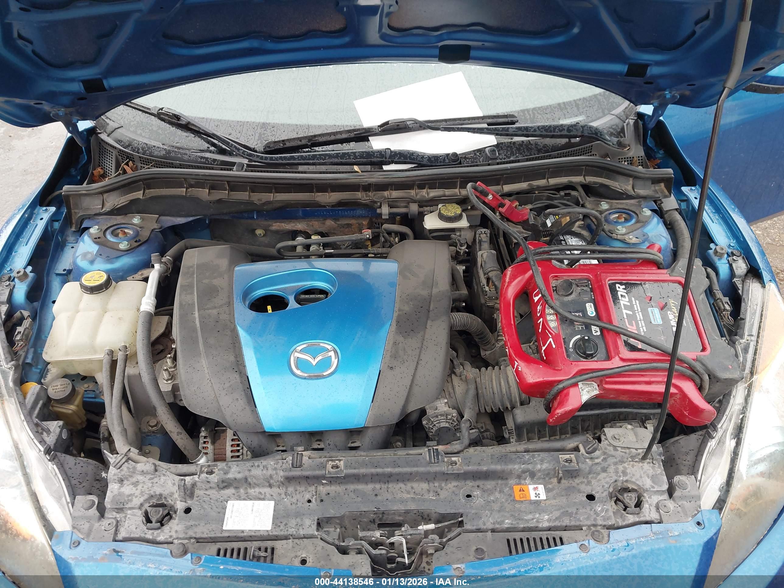 MAZDA 3 image 10