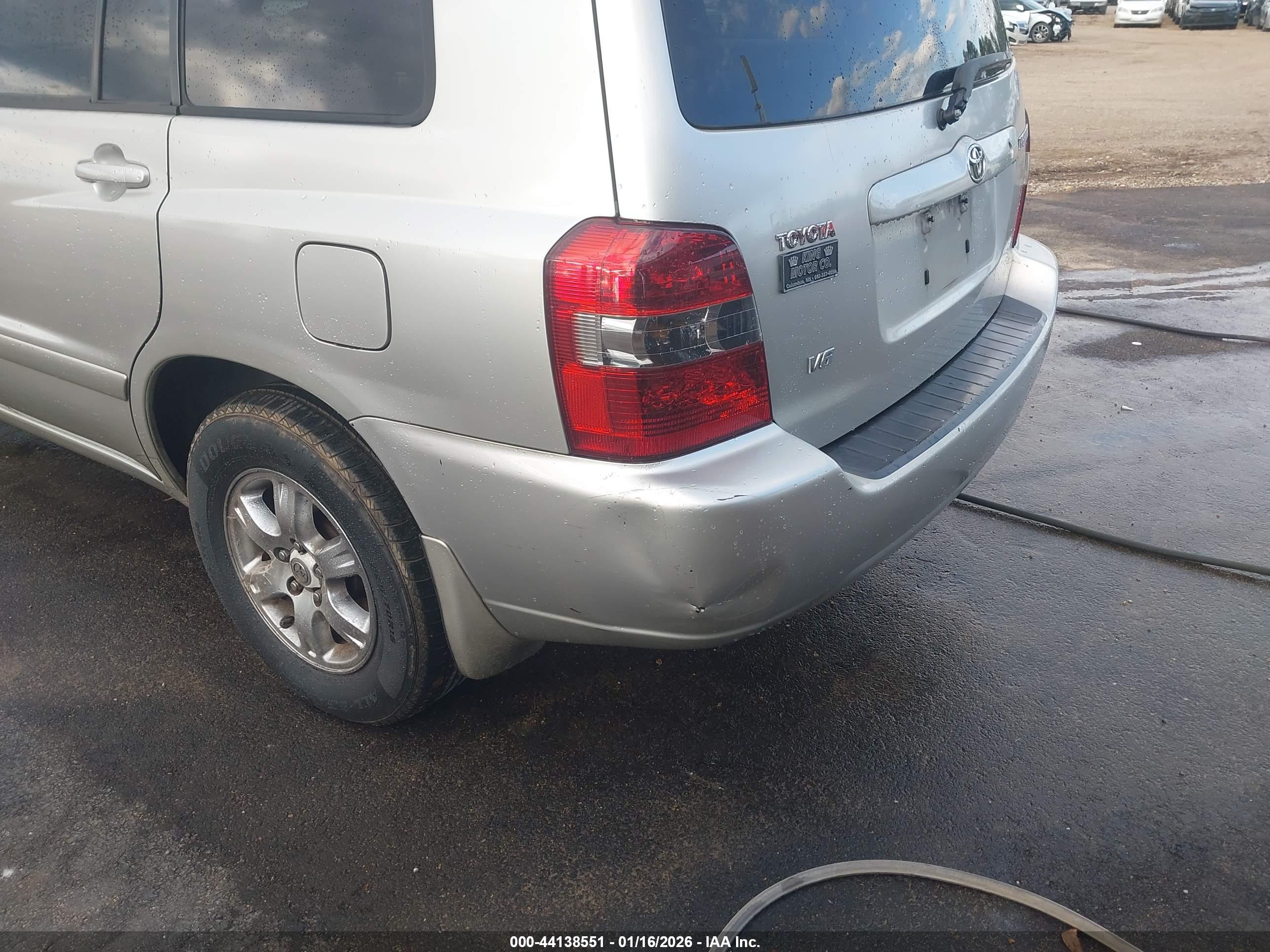 TOYOTA HIGHLANDER image 6