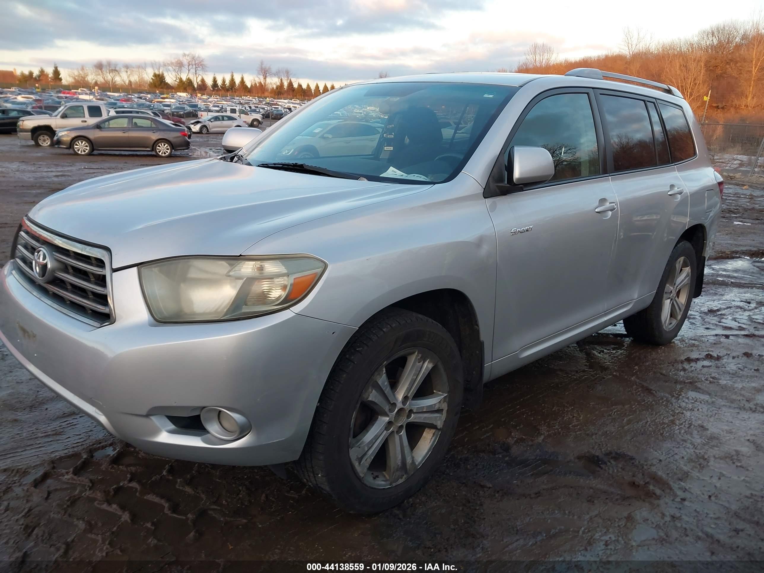 TOYOTA HIGHLANDER image 2