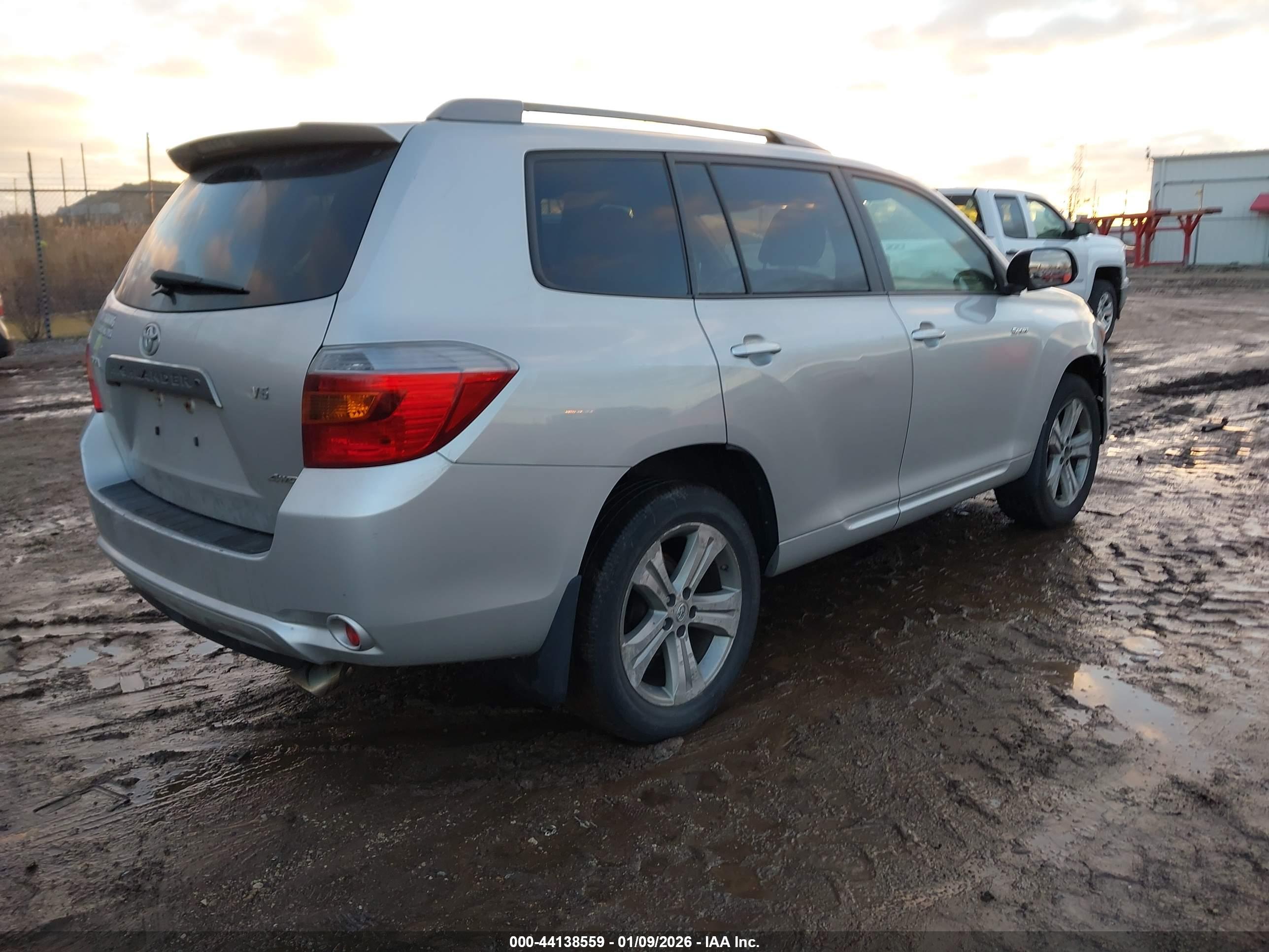 TOYOTA HIGHLANDER image 4