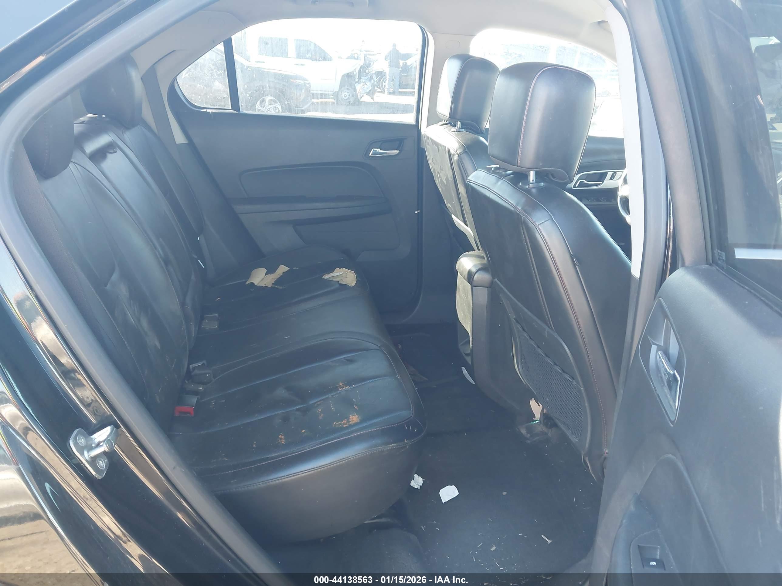 CHEVROLET EQUINOX image 8