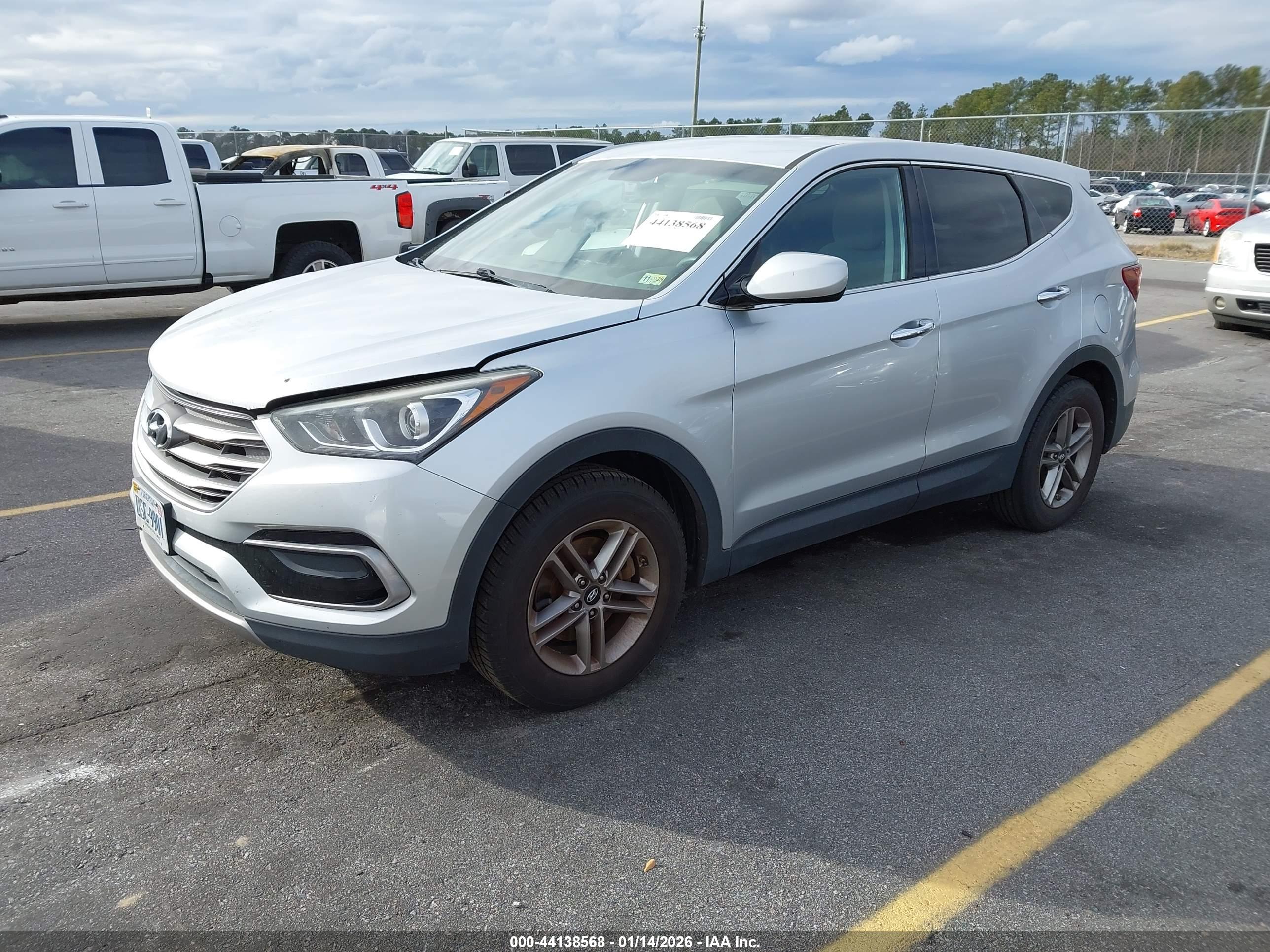 HYUNDAI SANTA image 2