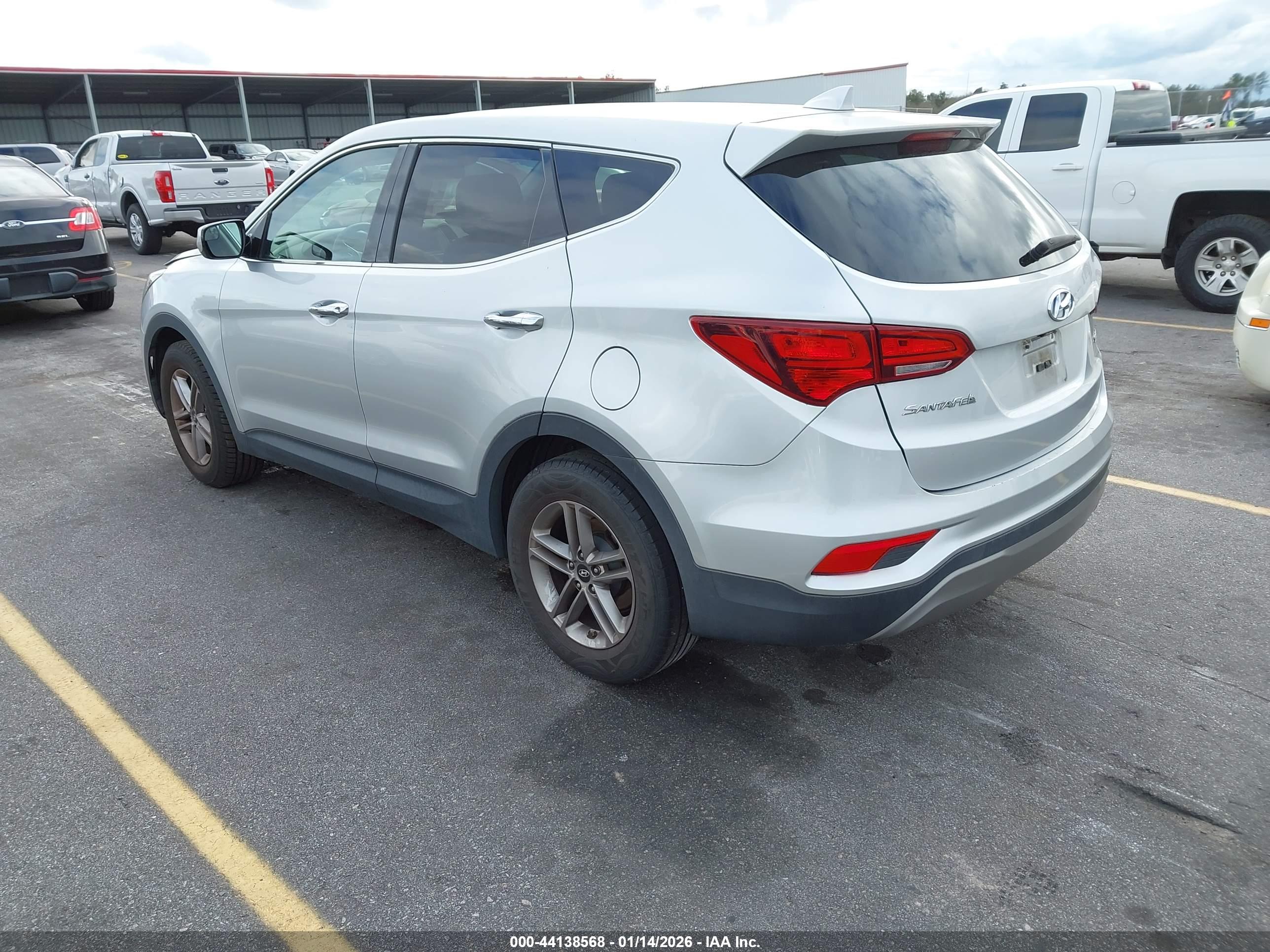 HYUNDAI SANTA image 3