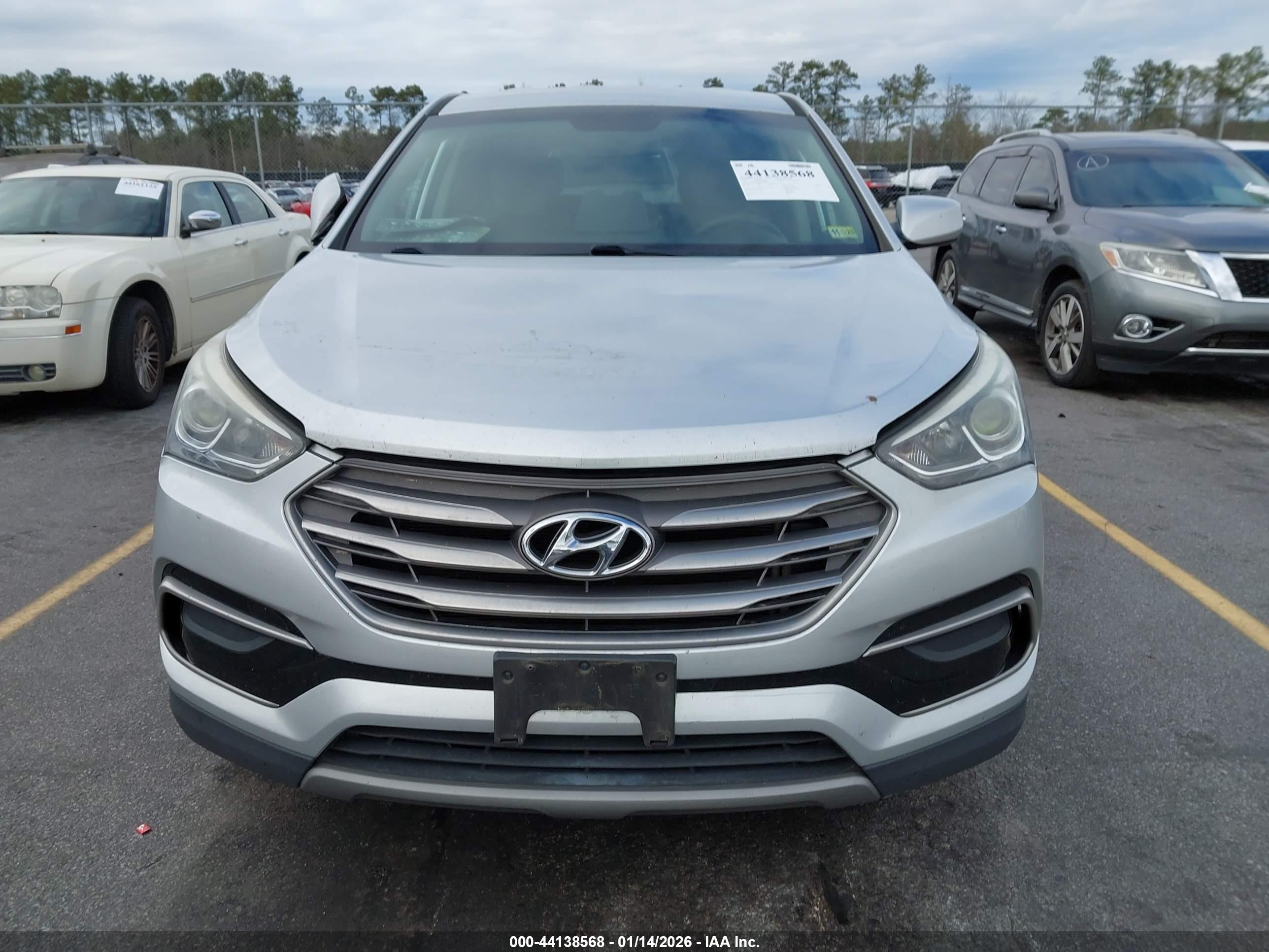 HYUNDAI SANTA image 6