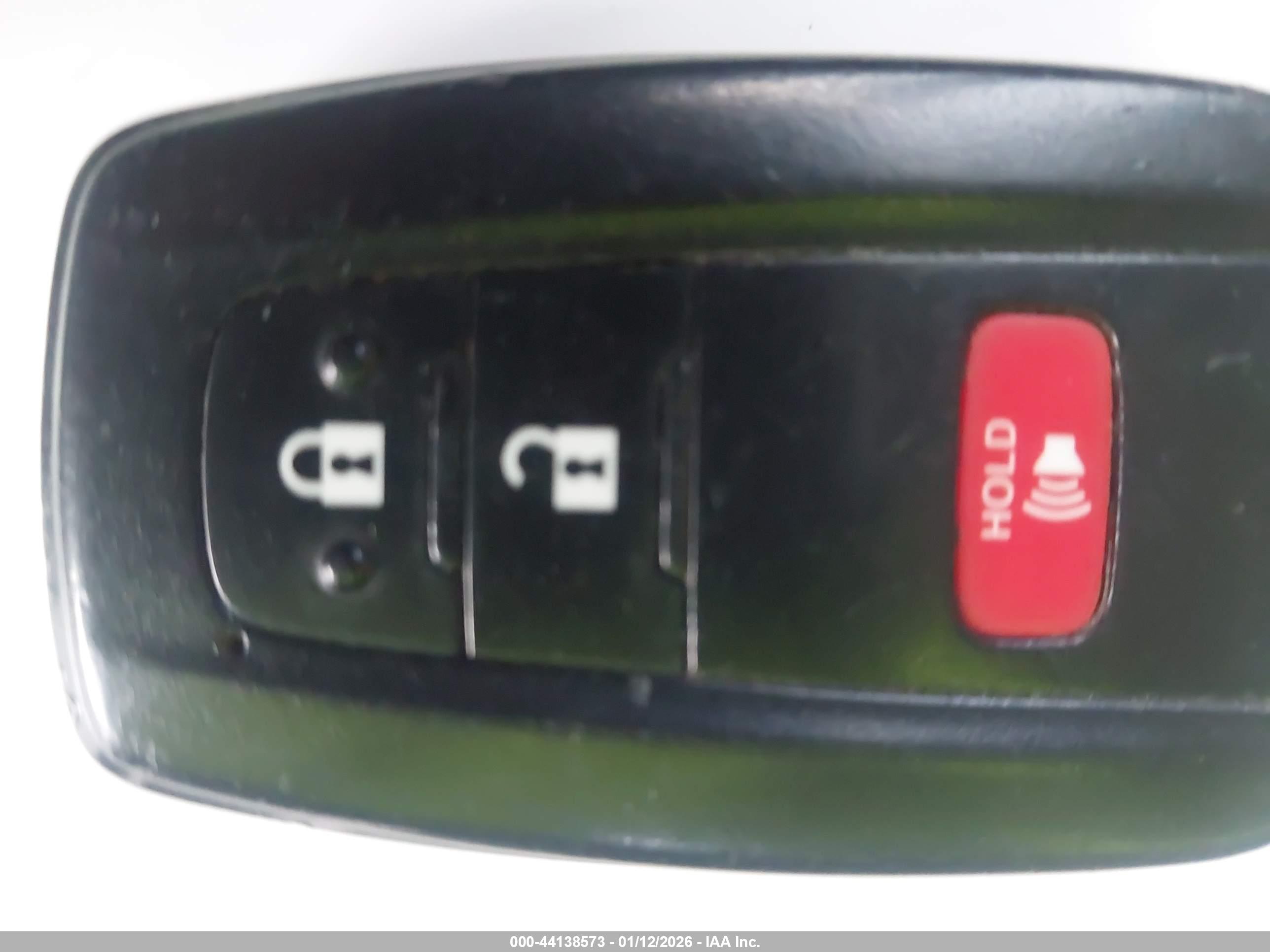 TOYOTA PRIUS image 11