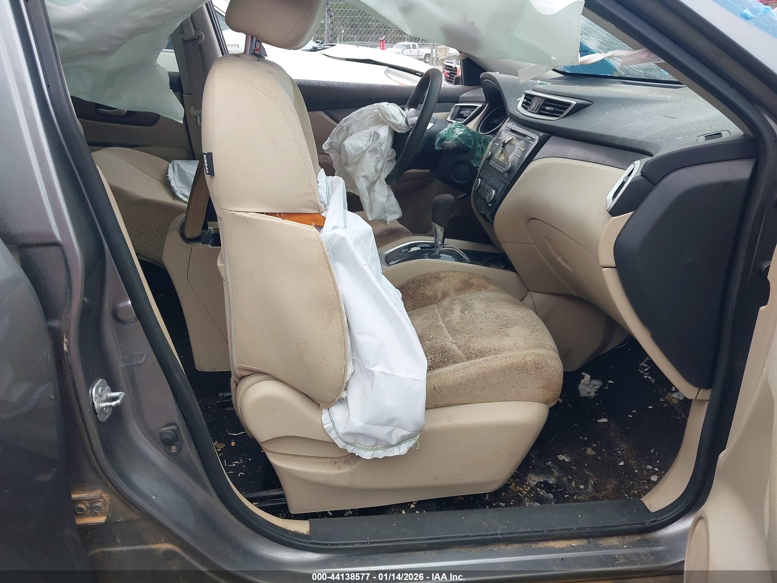NISSAN ROGUE image 5