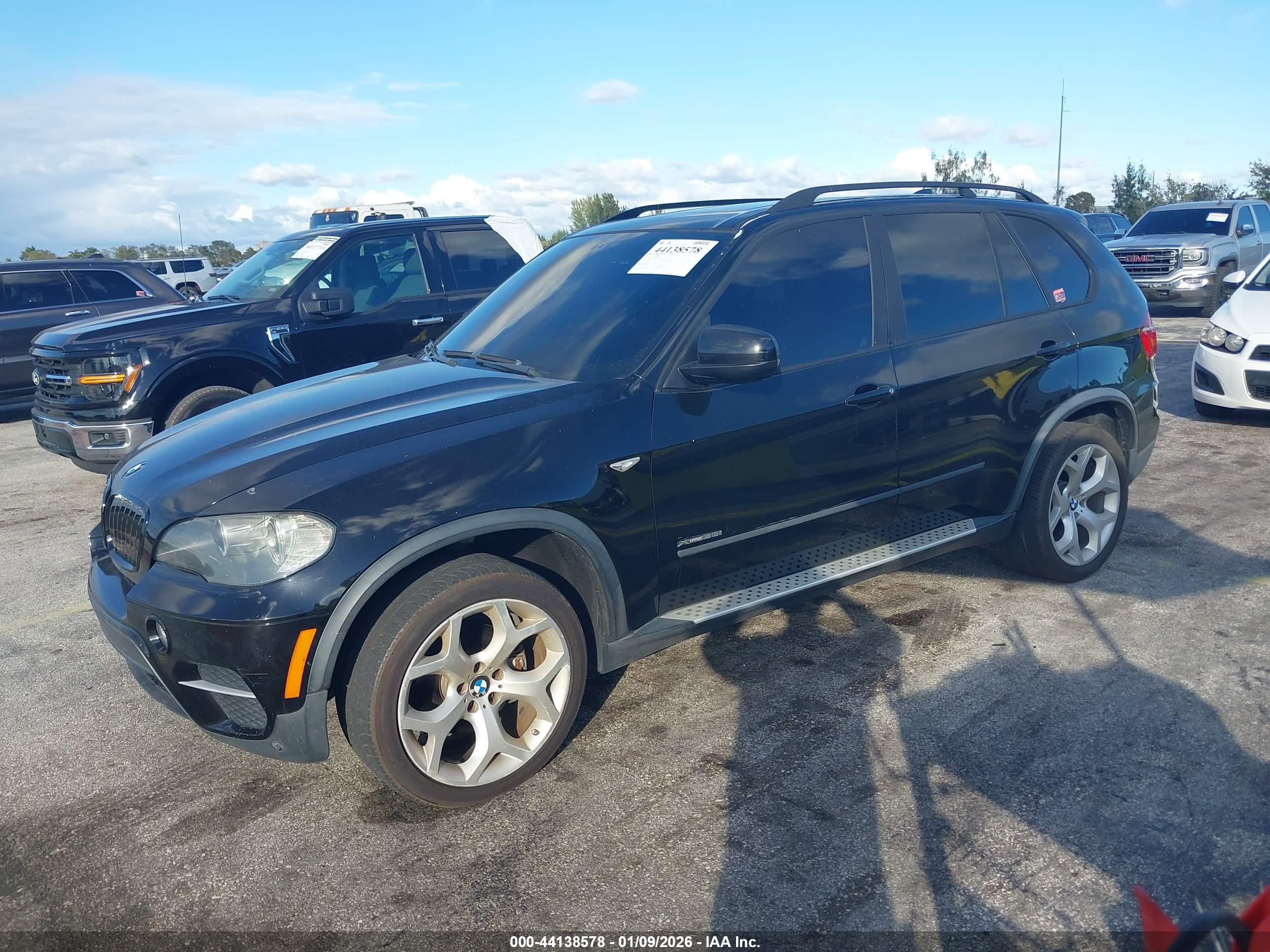 BMW X5 image 2