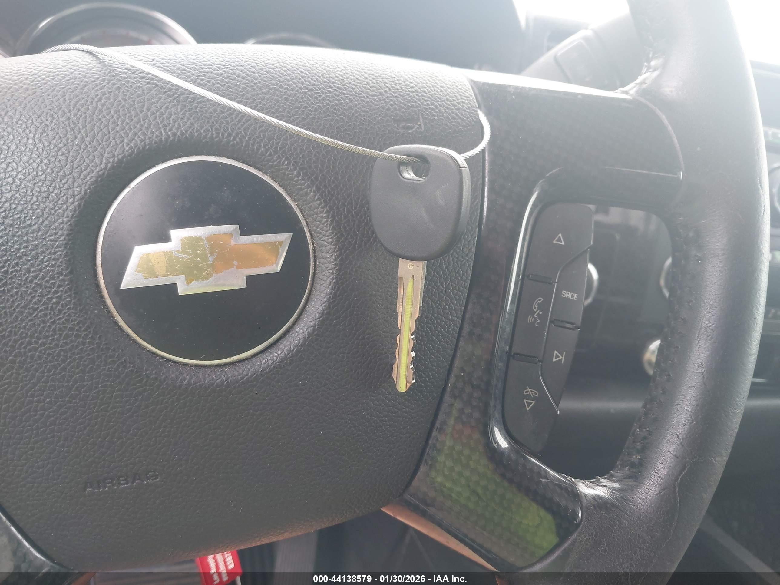 CHEVROLET SILVERADO image 11