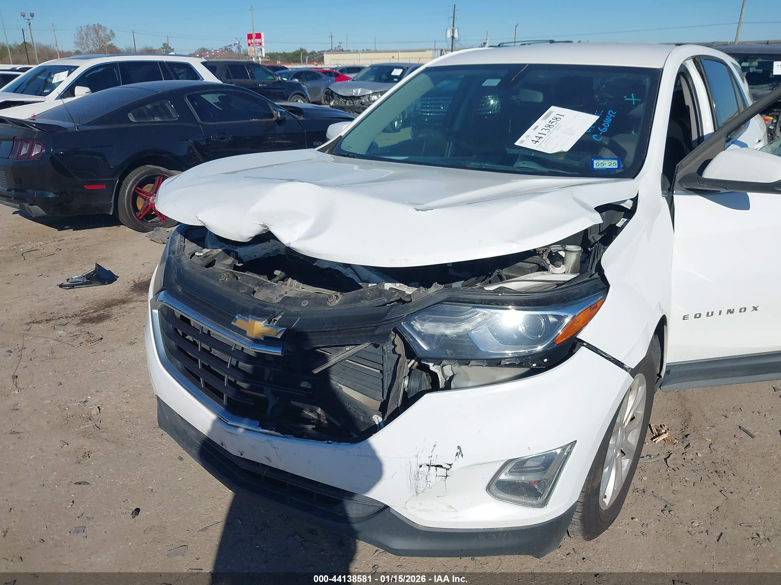 CHEVROLET EQUINOX image 6