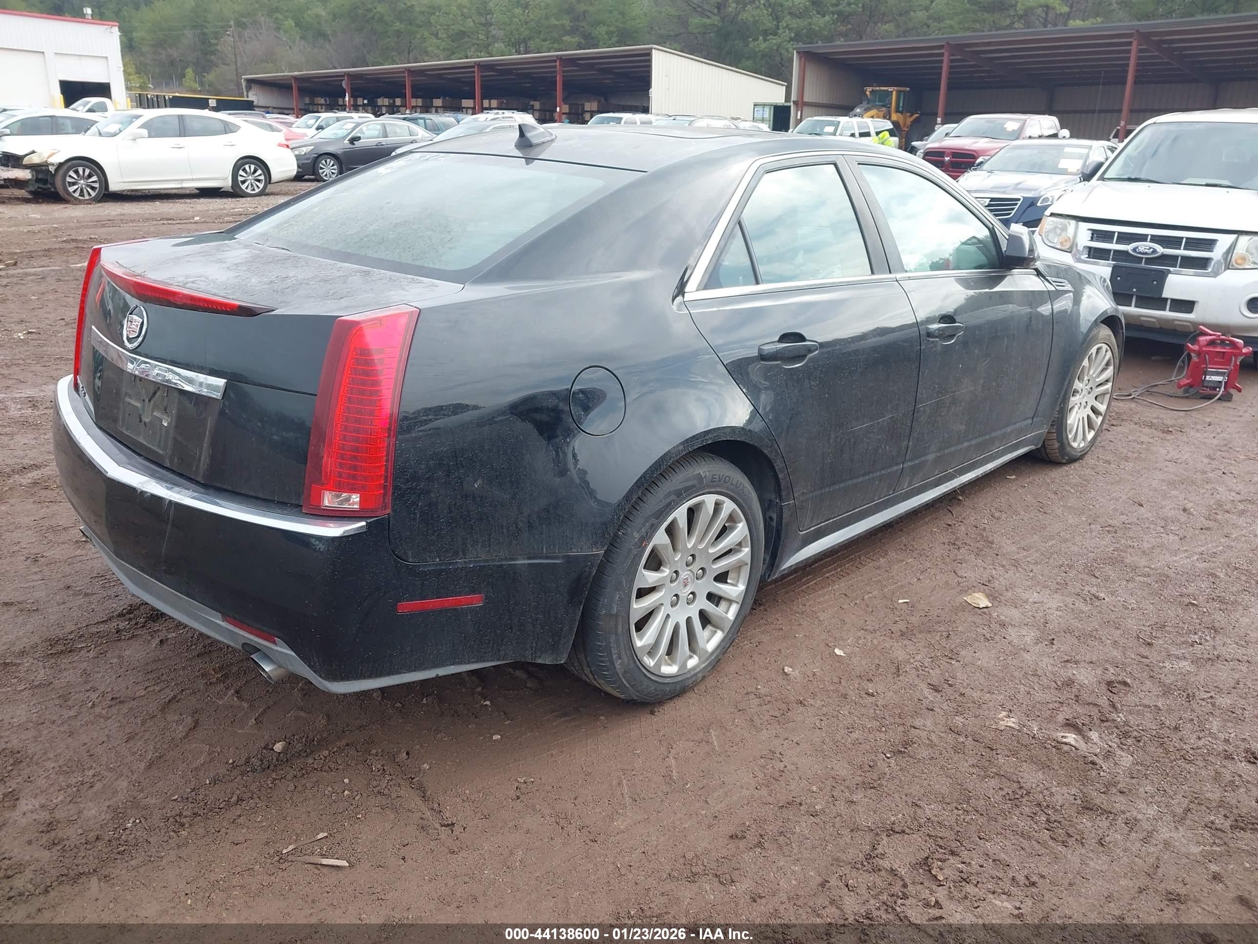 CADILLAC CTS image 4