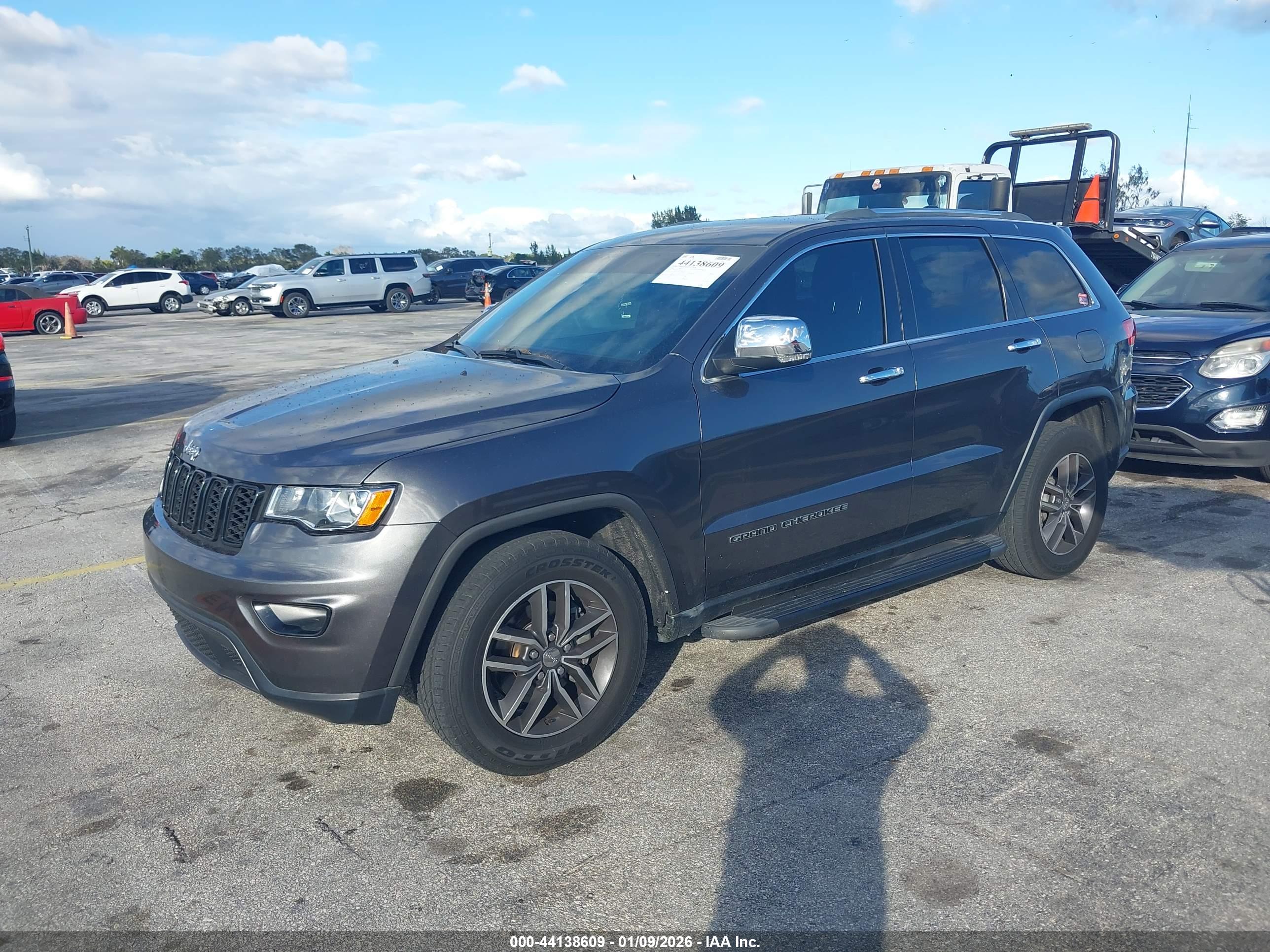 JEEP GRAND image 2
