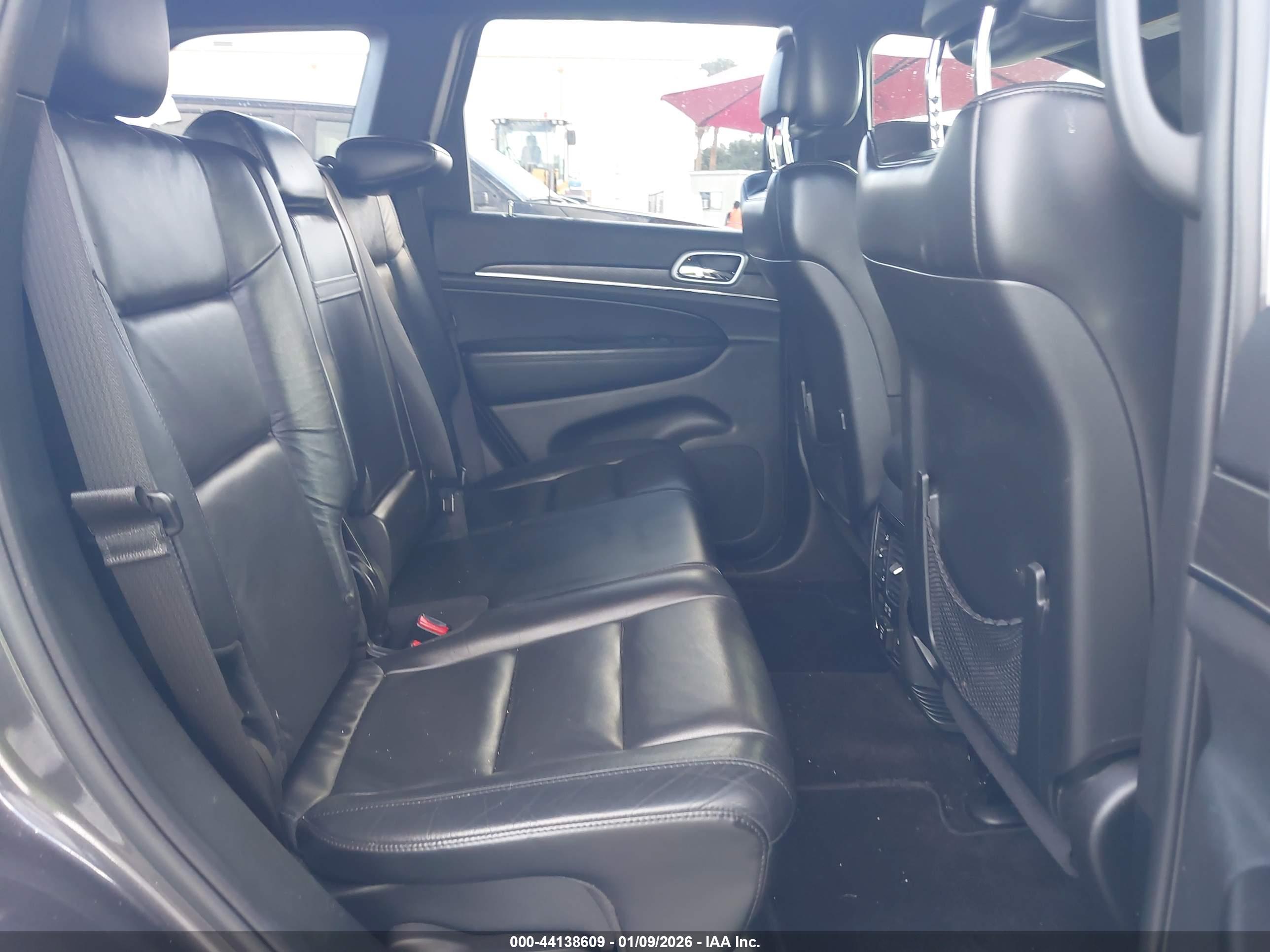 JEEP GRAND image 8