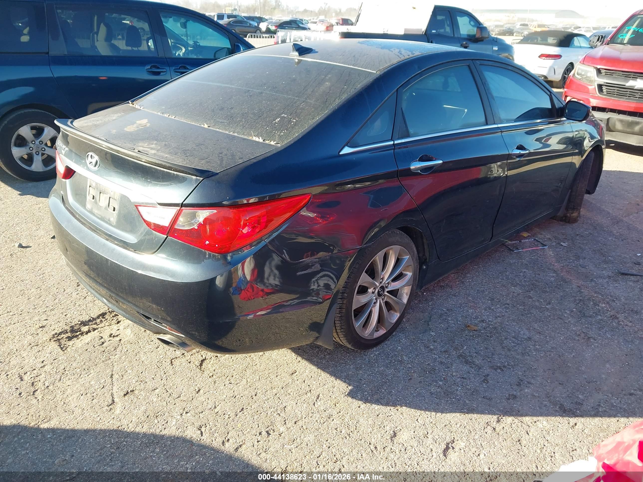 HYUNDAI SONATA image 4