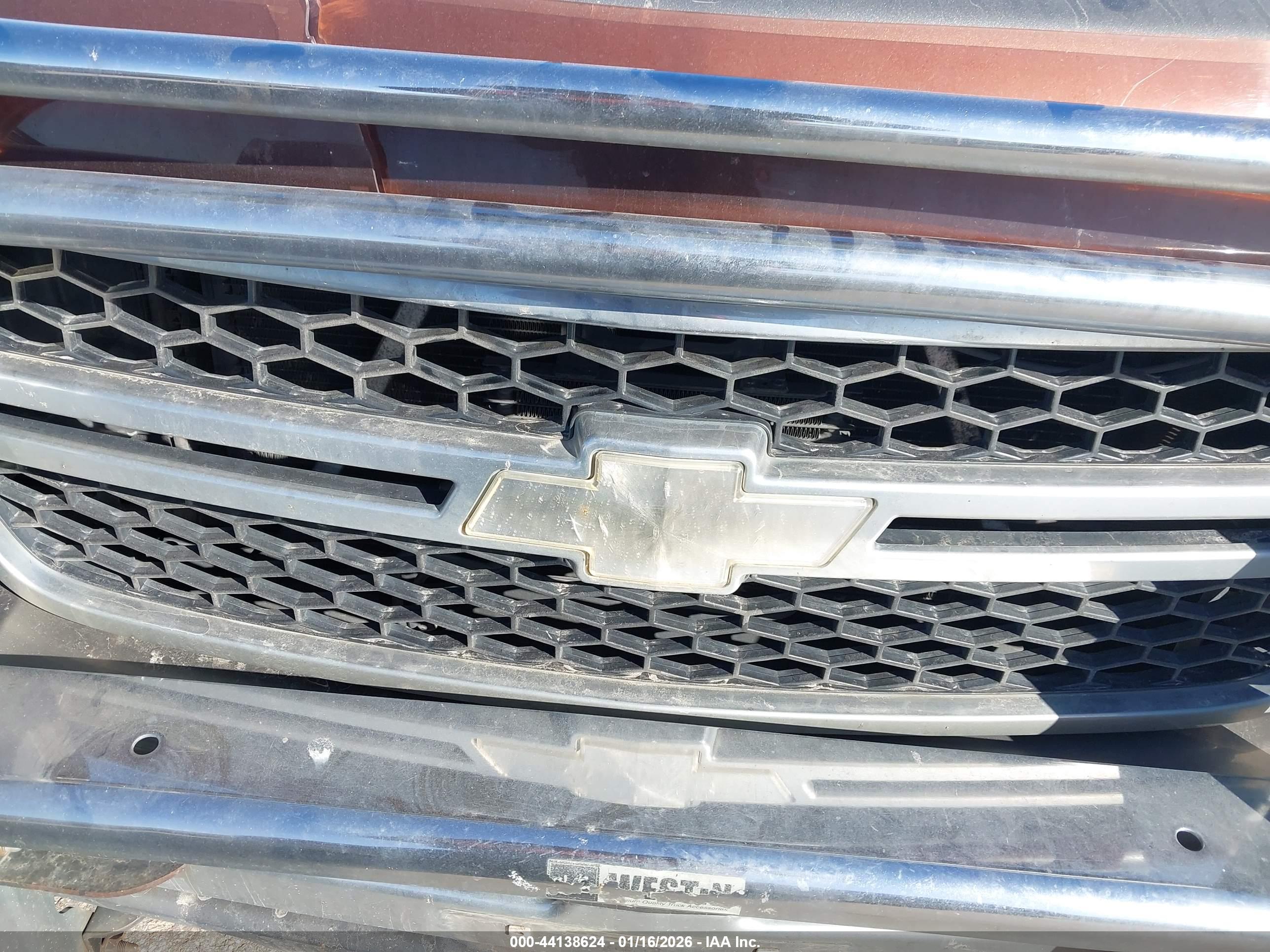 CHEVROLET SILVERADO image 6