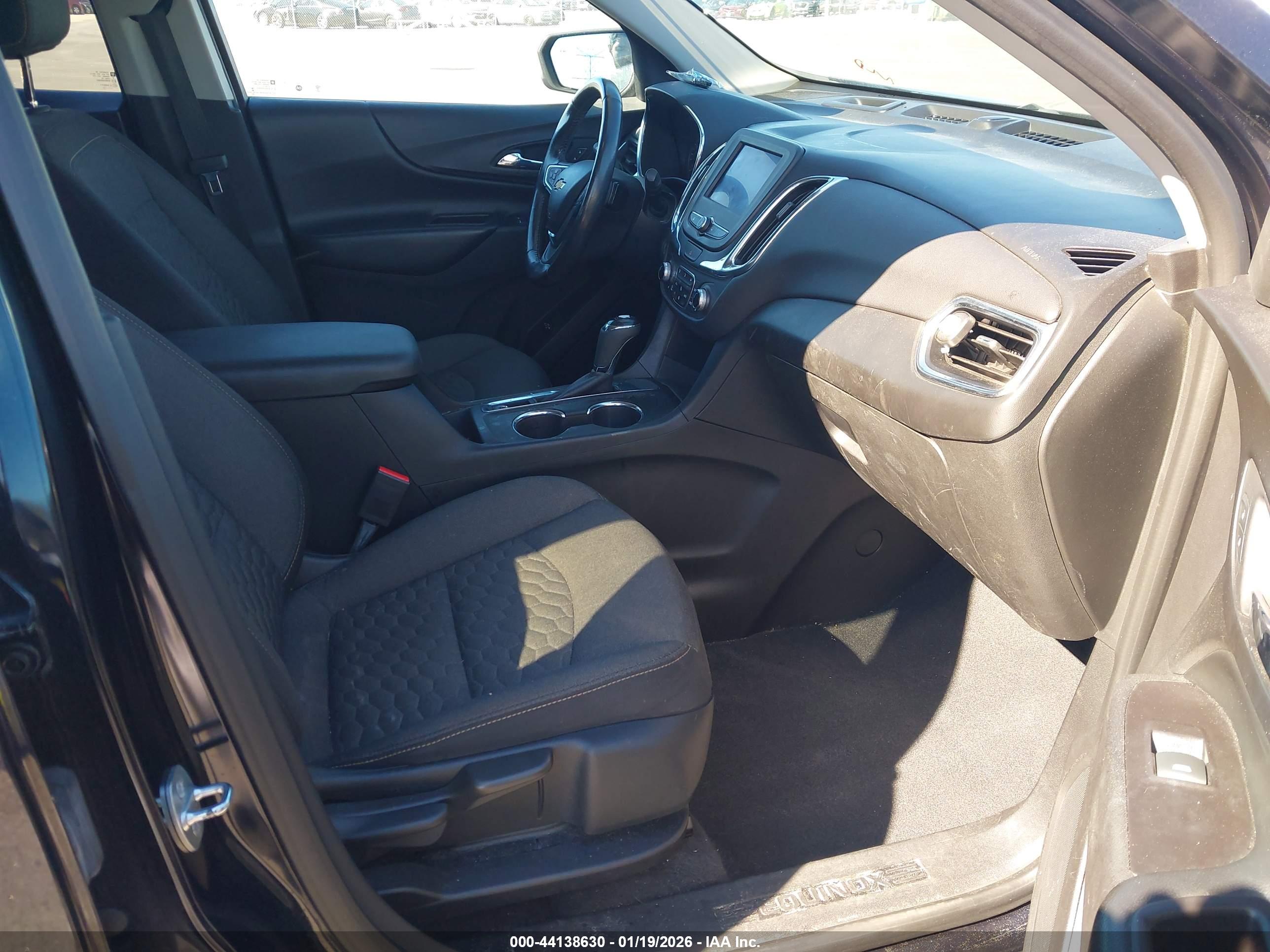 CHEVROLET EQUINOX image 5