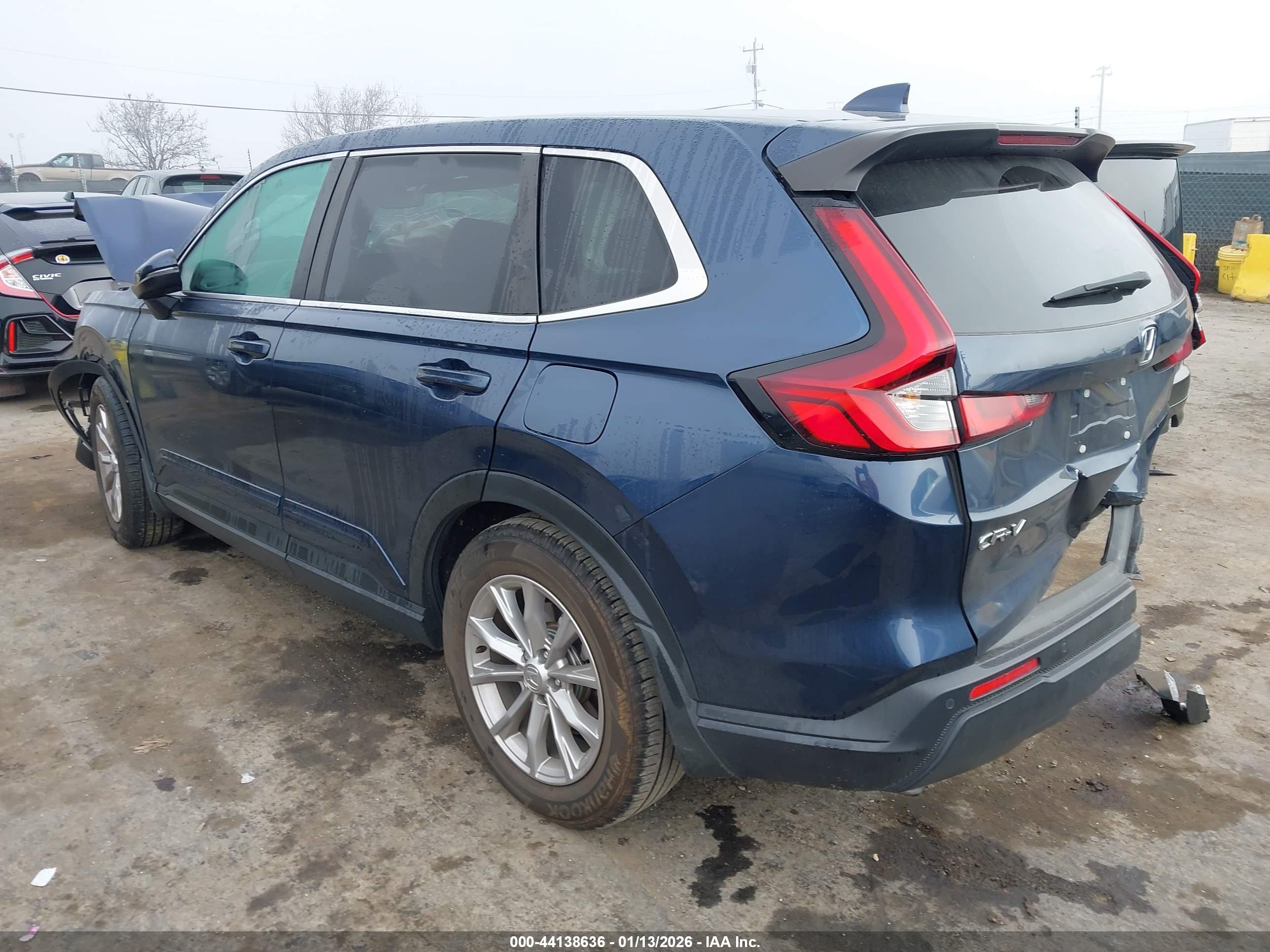 HONDA CR-V image 3