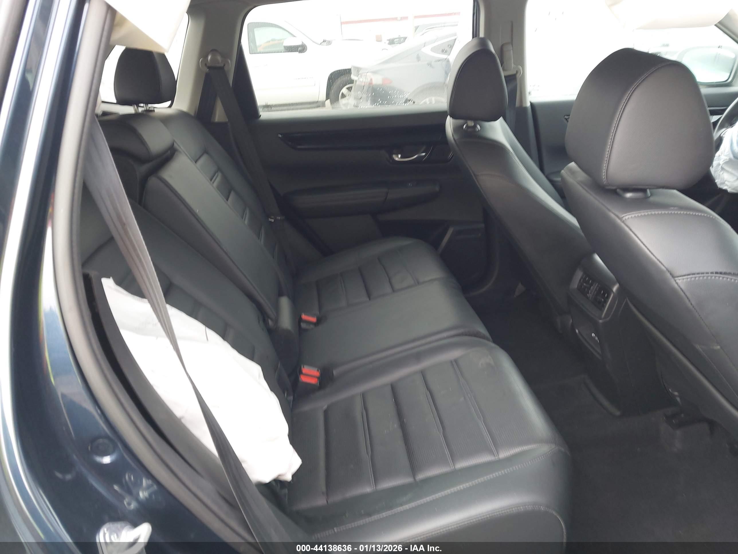HONDA CR-V image 8