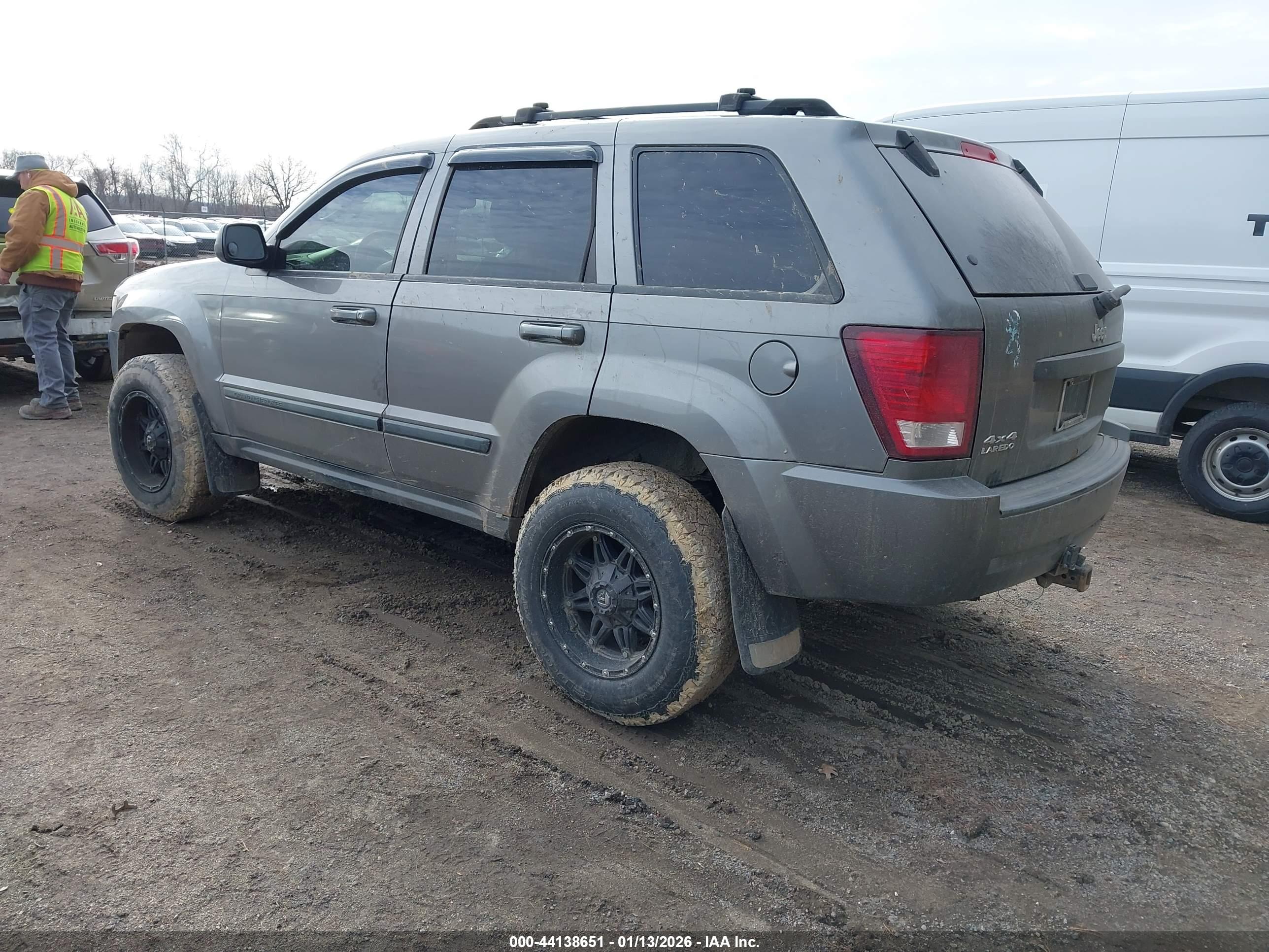 JEEP GRAND image 3
