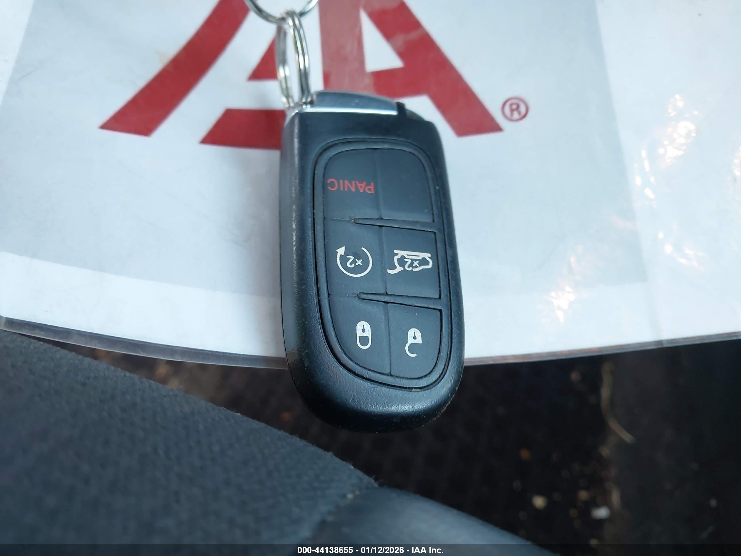 JEEP CHEROKEE image 11
