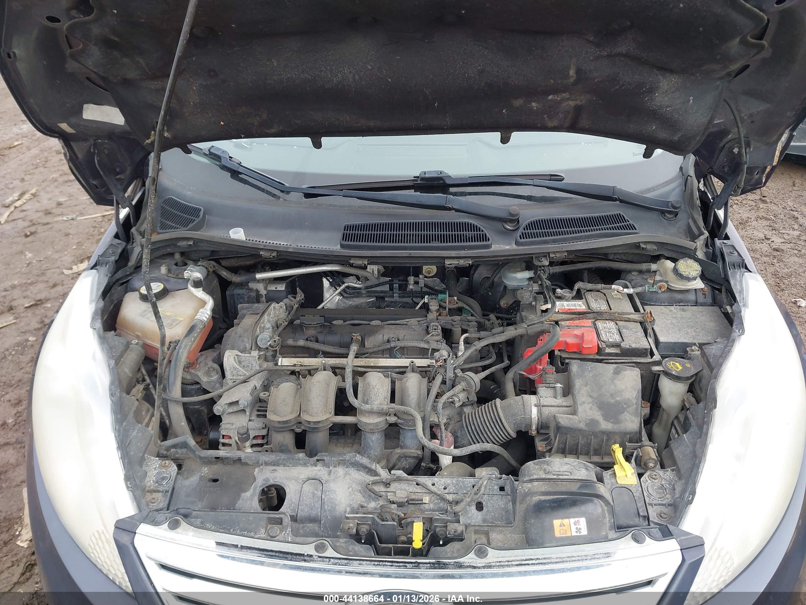 FORD FIESTA image 10