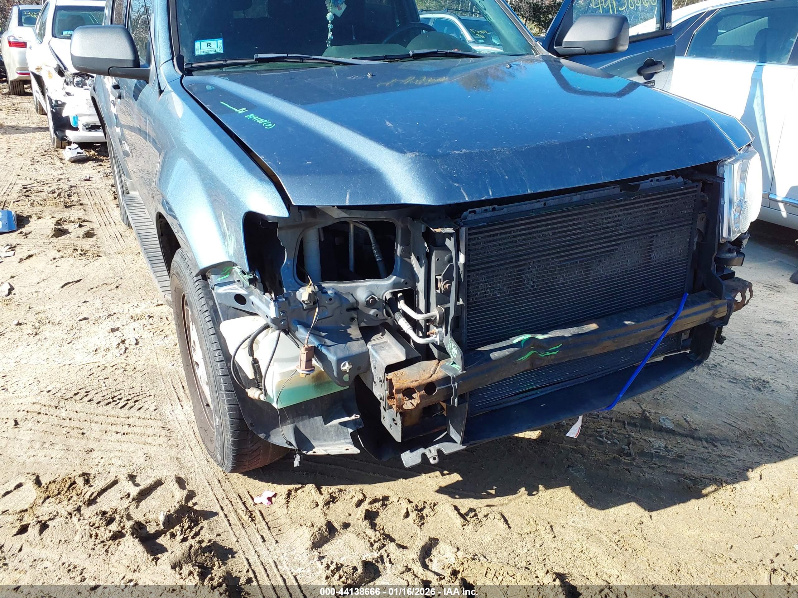 FORD ESCAPE image 6