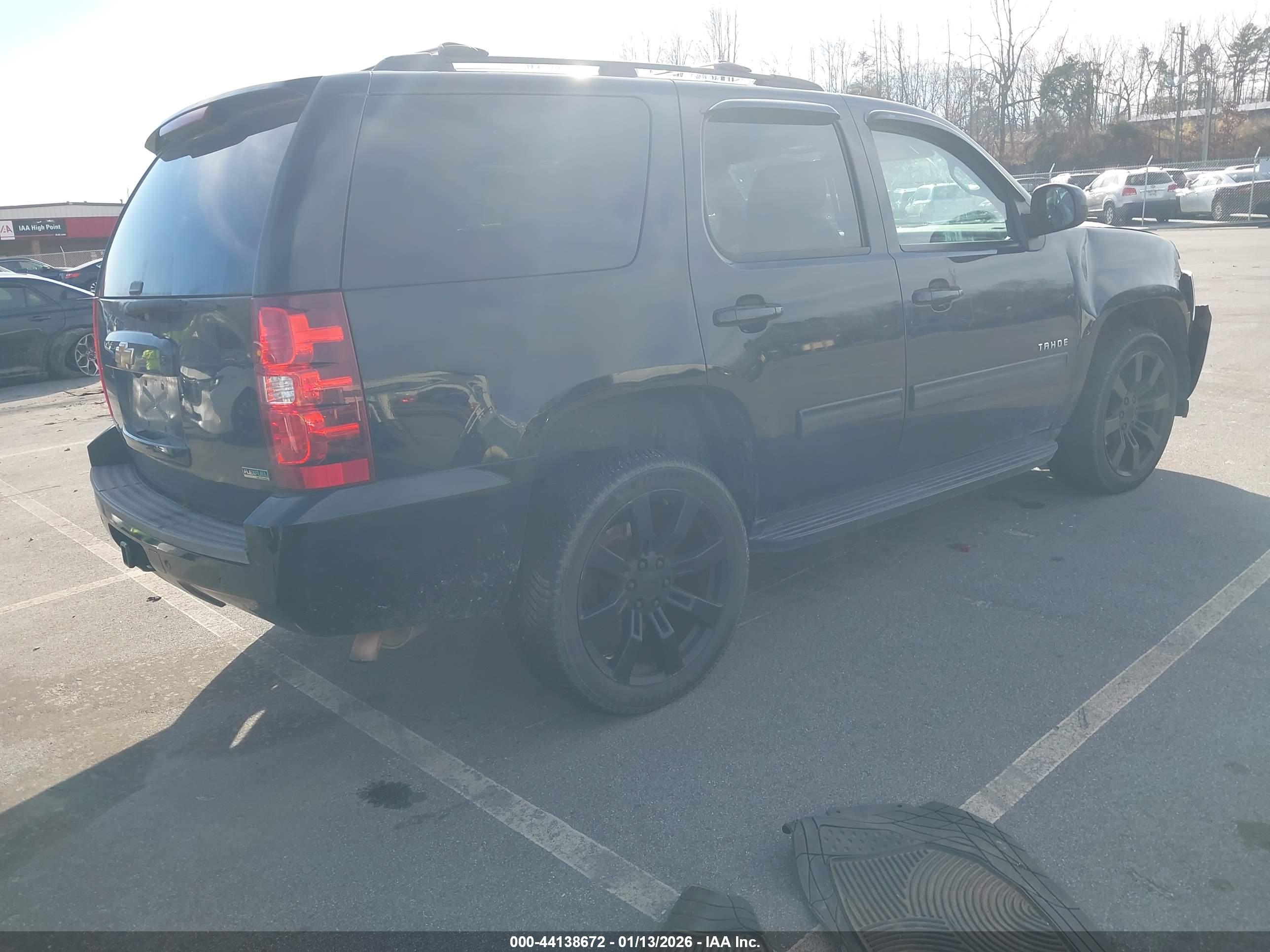 CHEVROLET TAHOE image 4