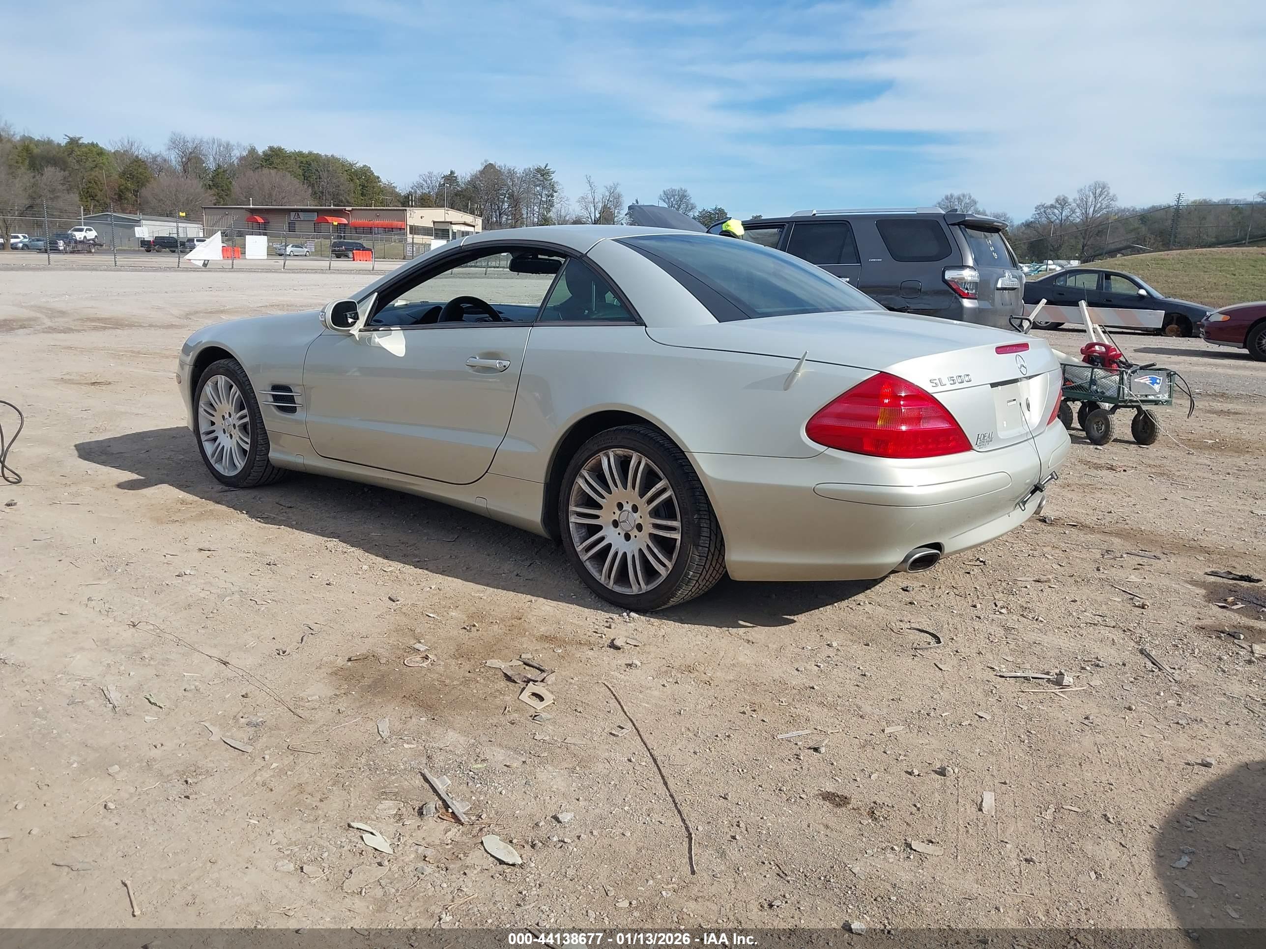 MERCEDES-BENZ SL image 3