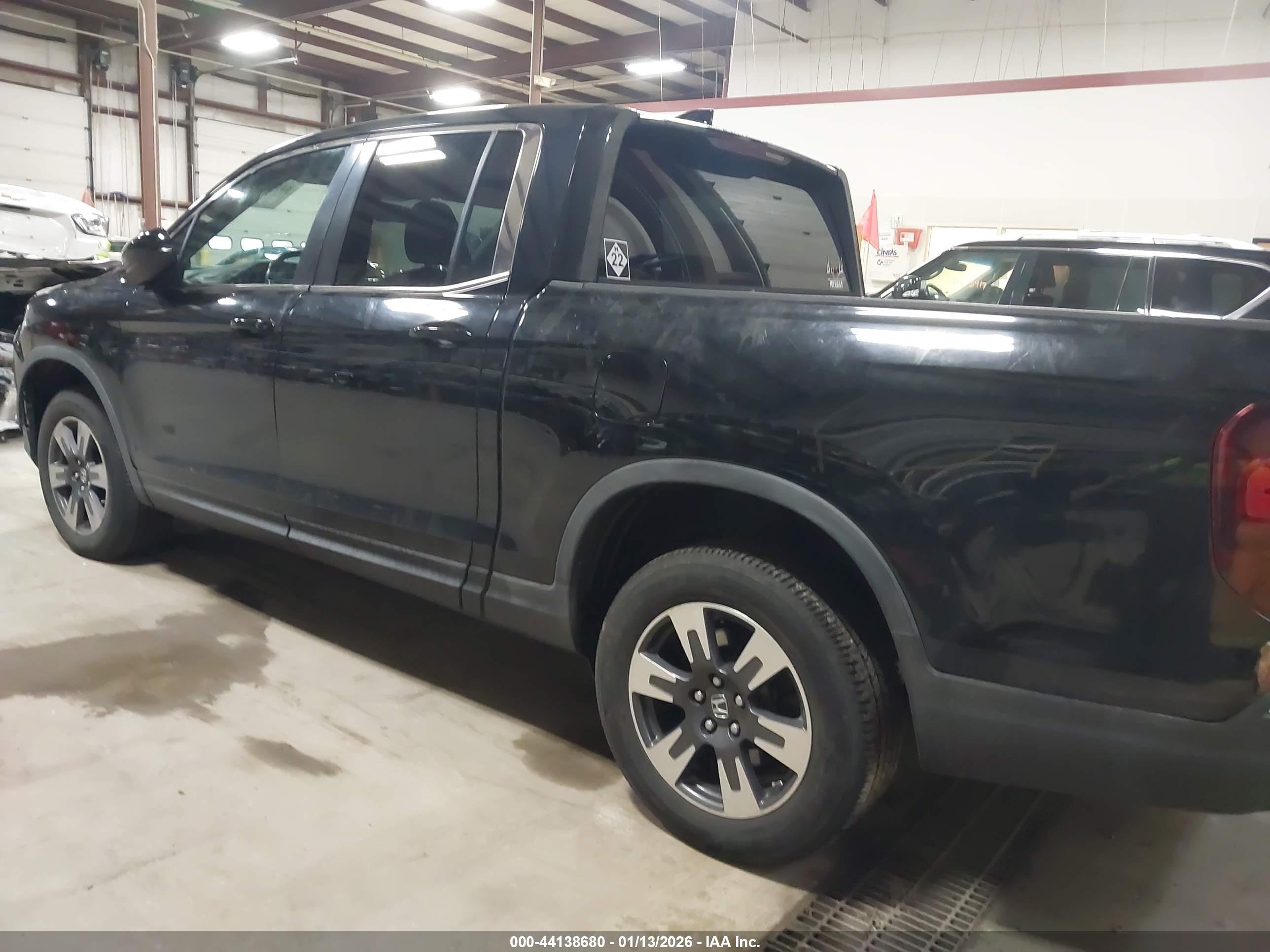 HONDA RIDGELINE image 3