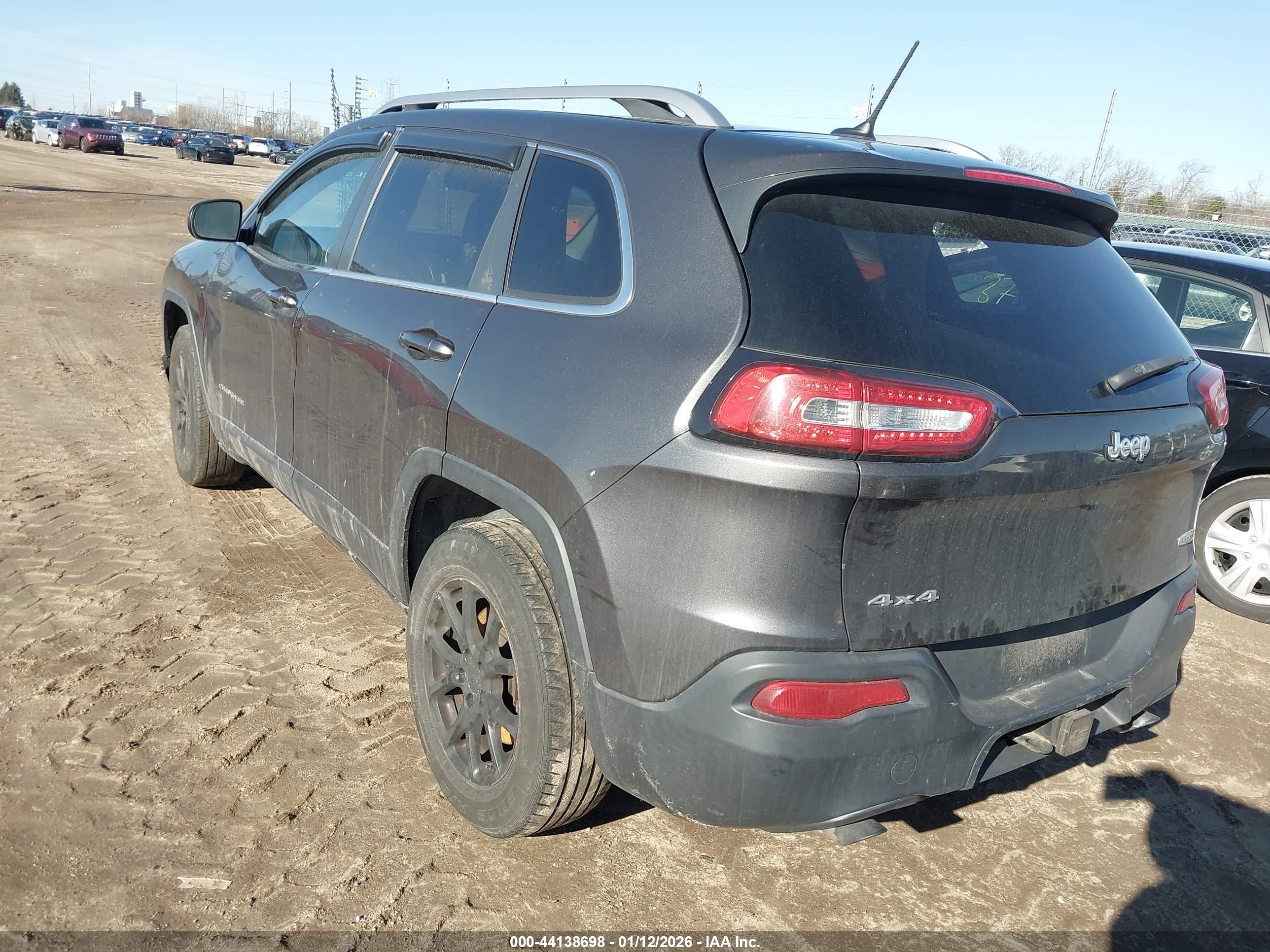 JEEP CHEROKEE image 3