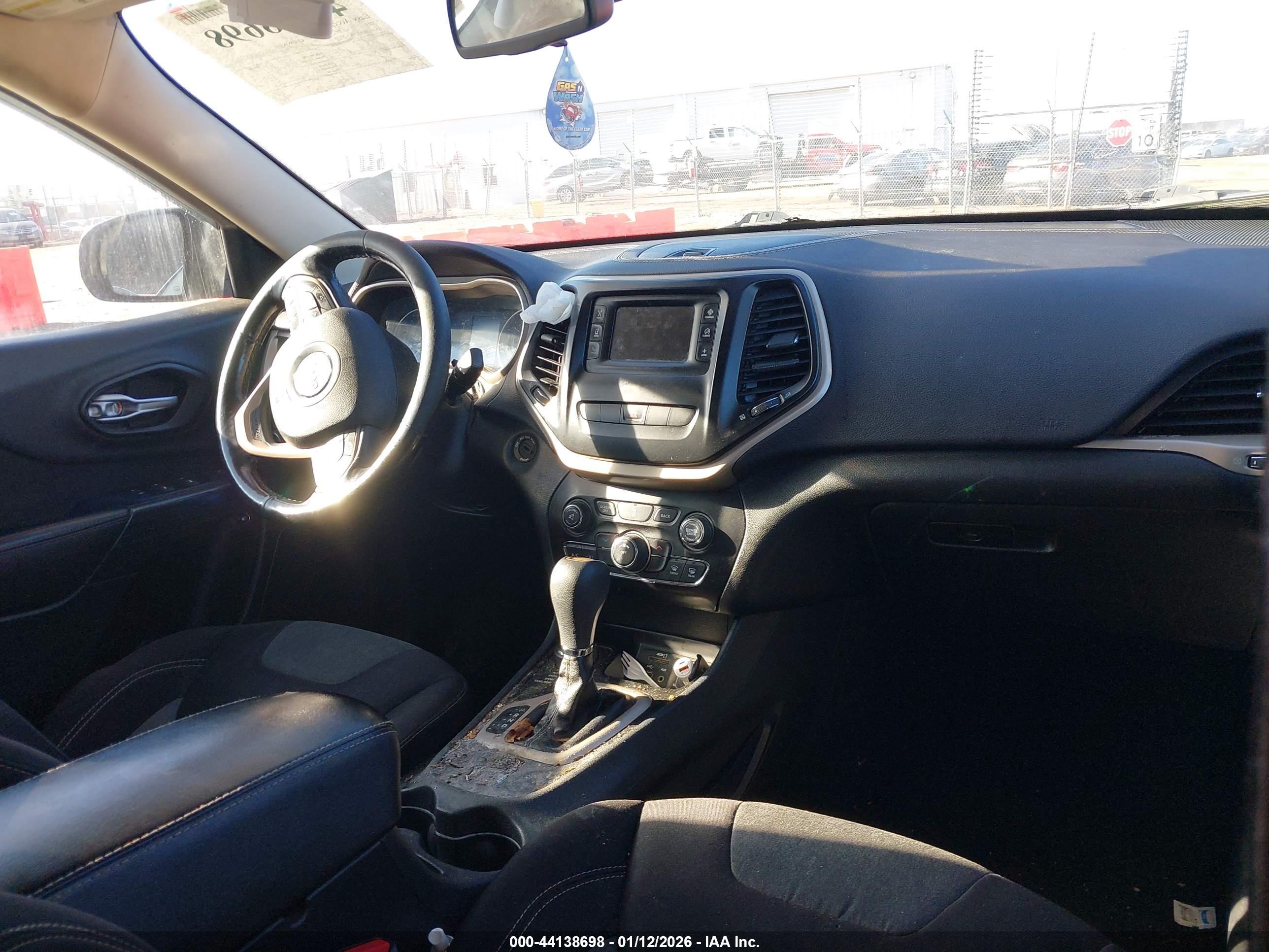 JEEP CHEROKEE image 5