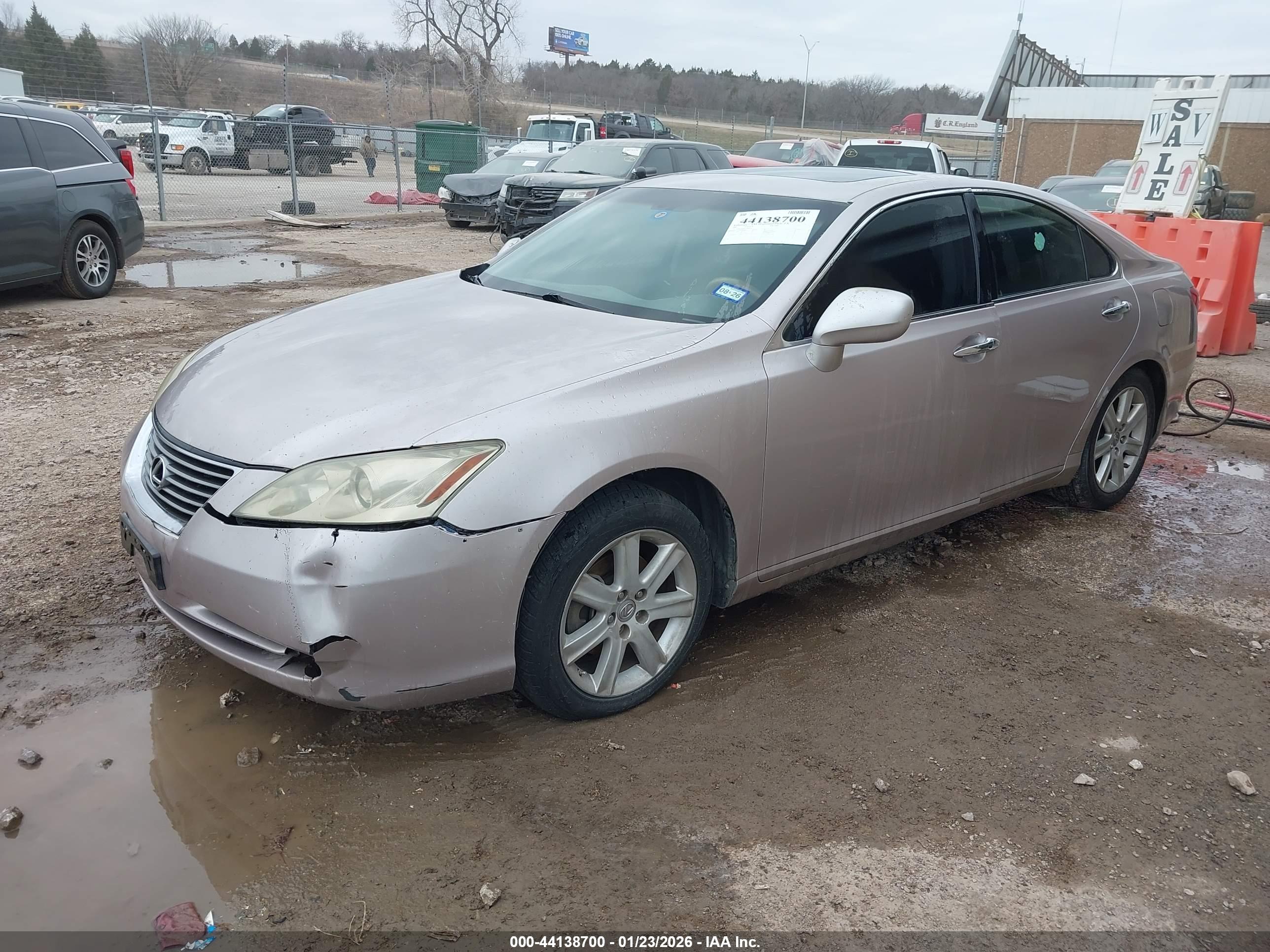 LEXUS ES image 2