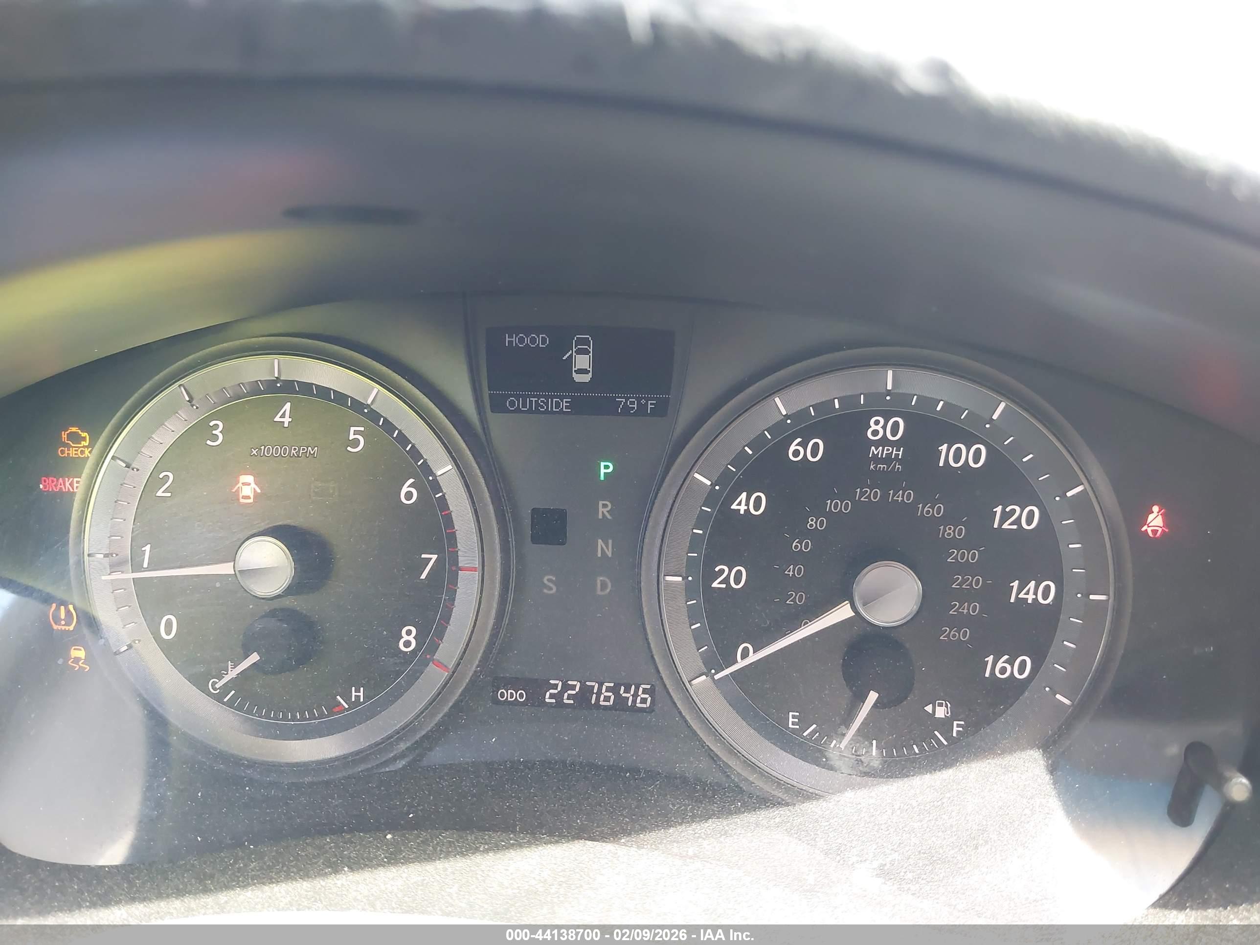 LEXUS ES image 7