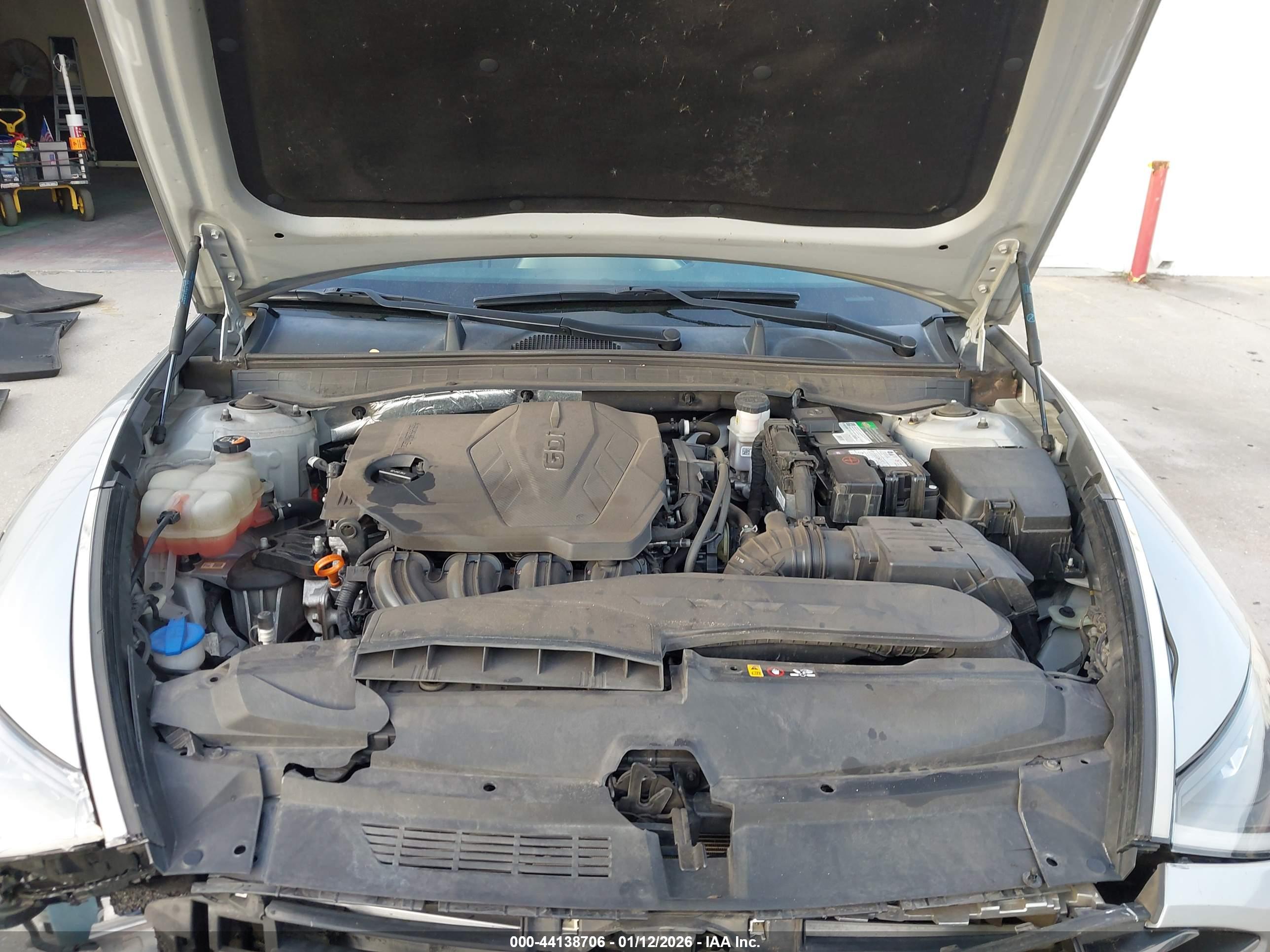 HYUNDAI SONATA image 10