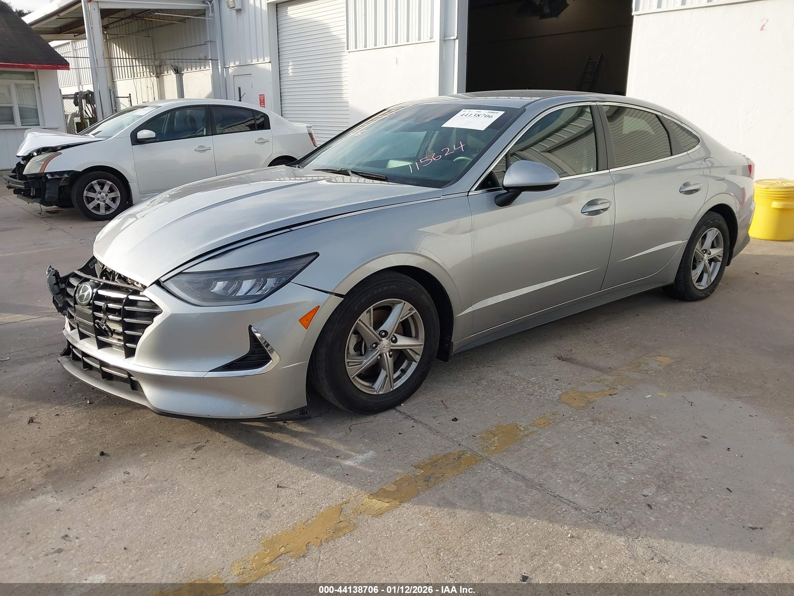 HYUNDAI SONATA image 2