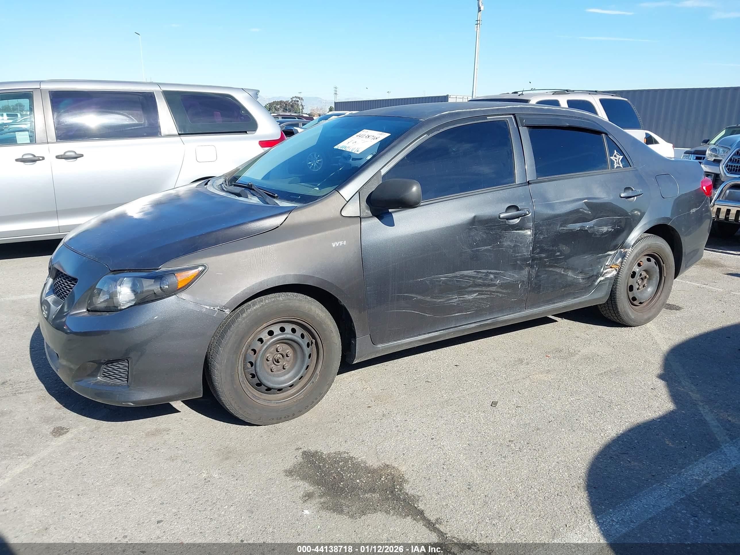 TOYOTA COROLLA image 2