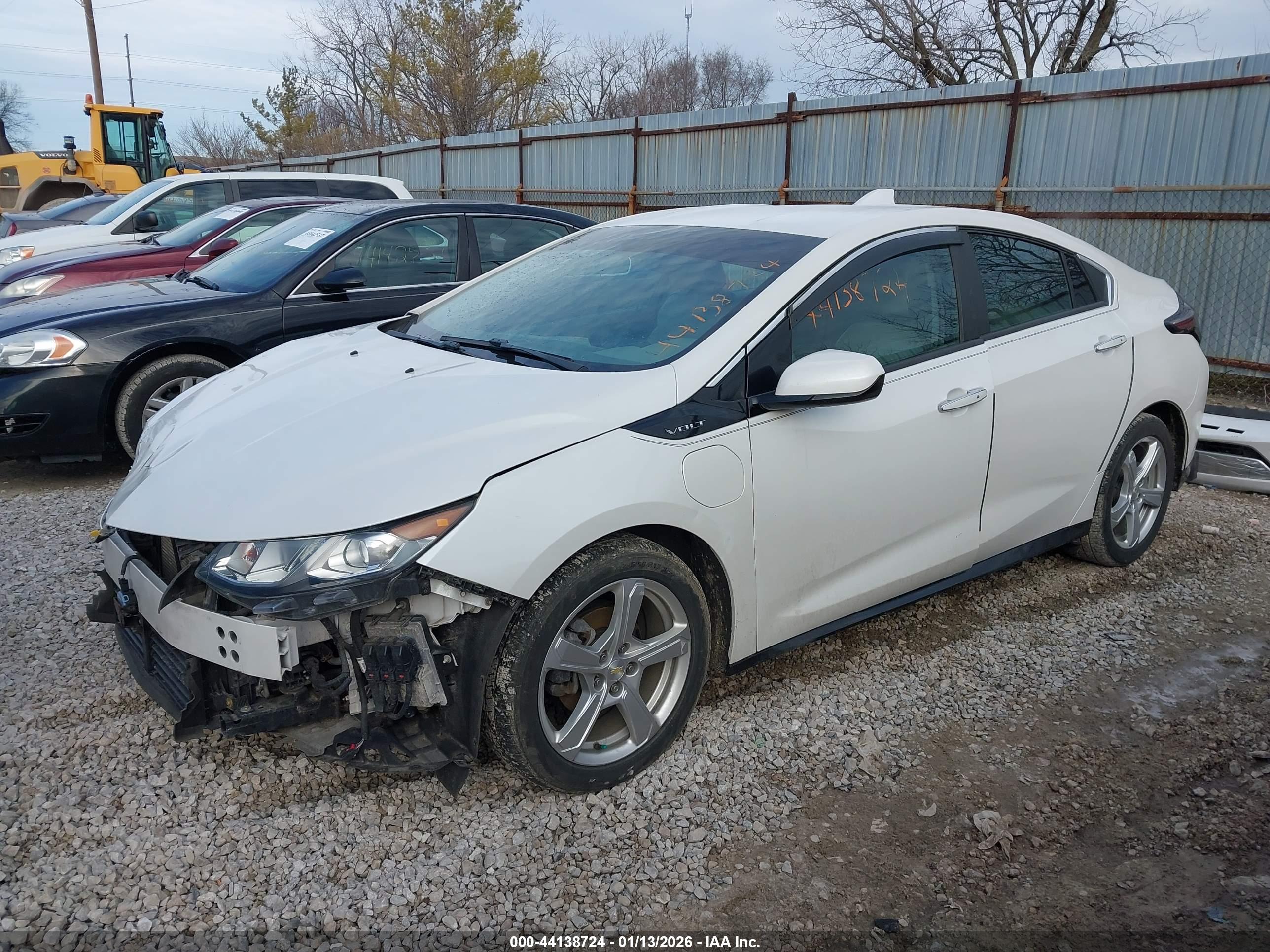 CHEVROLET VOLT image 2