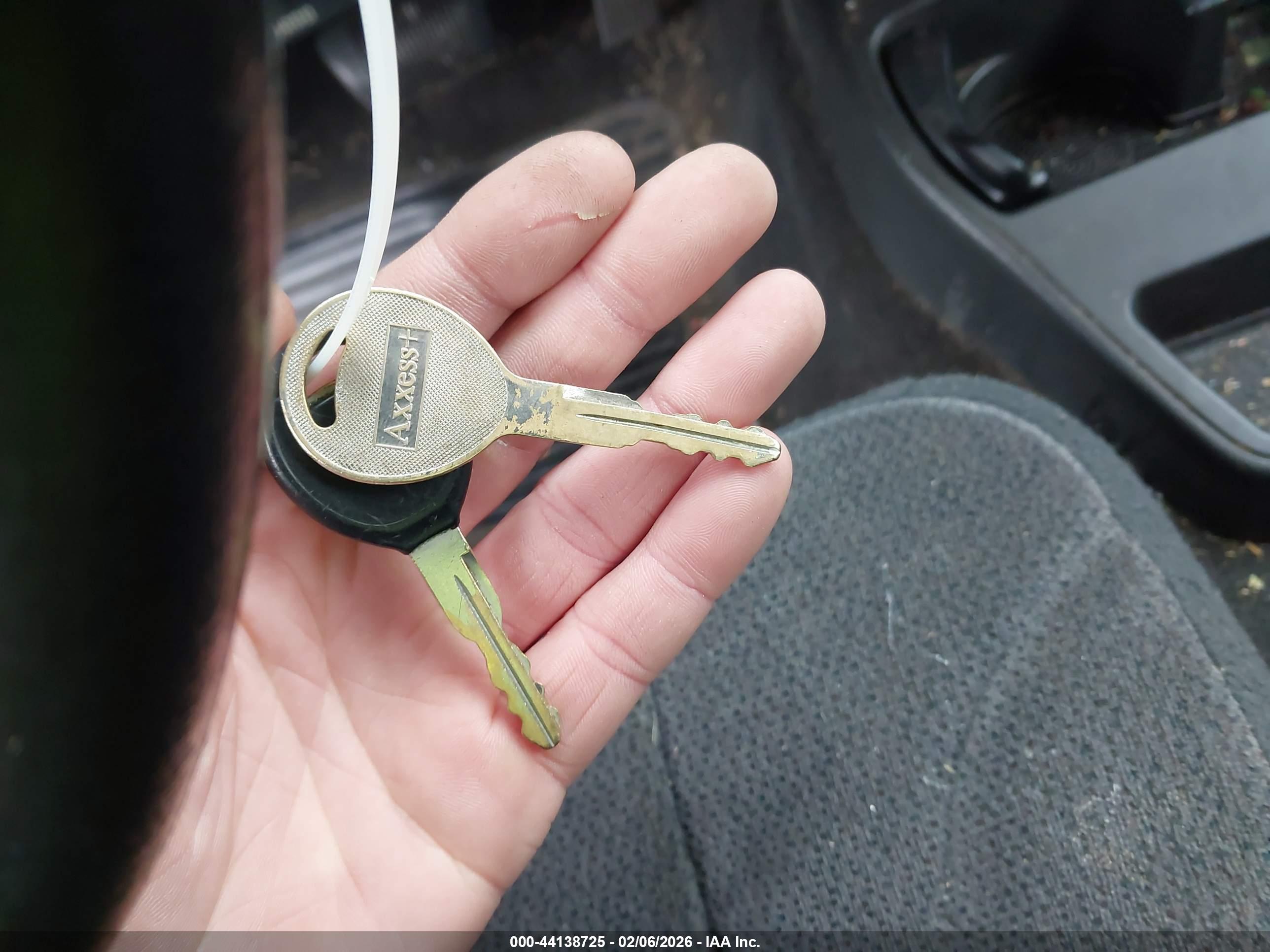 DODGE DAKOTA image 11