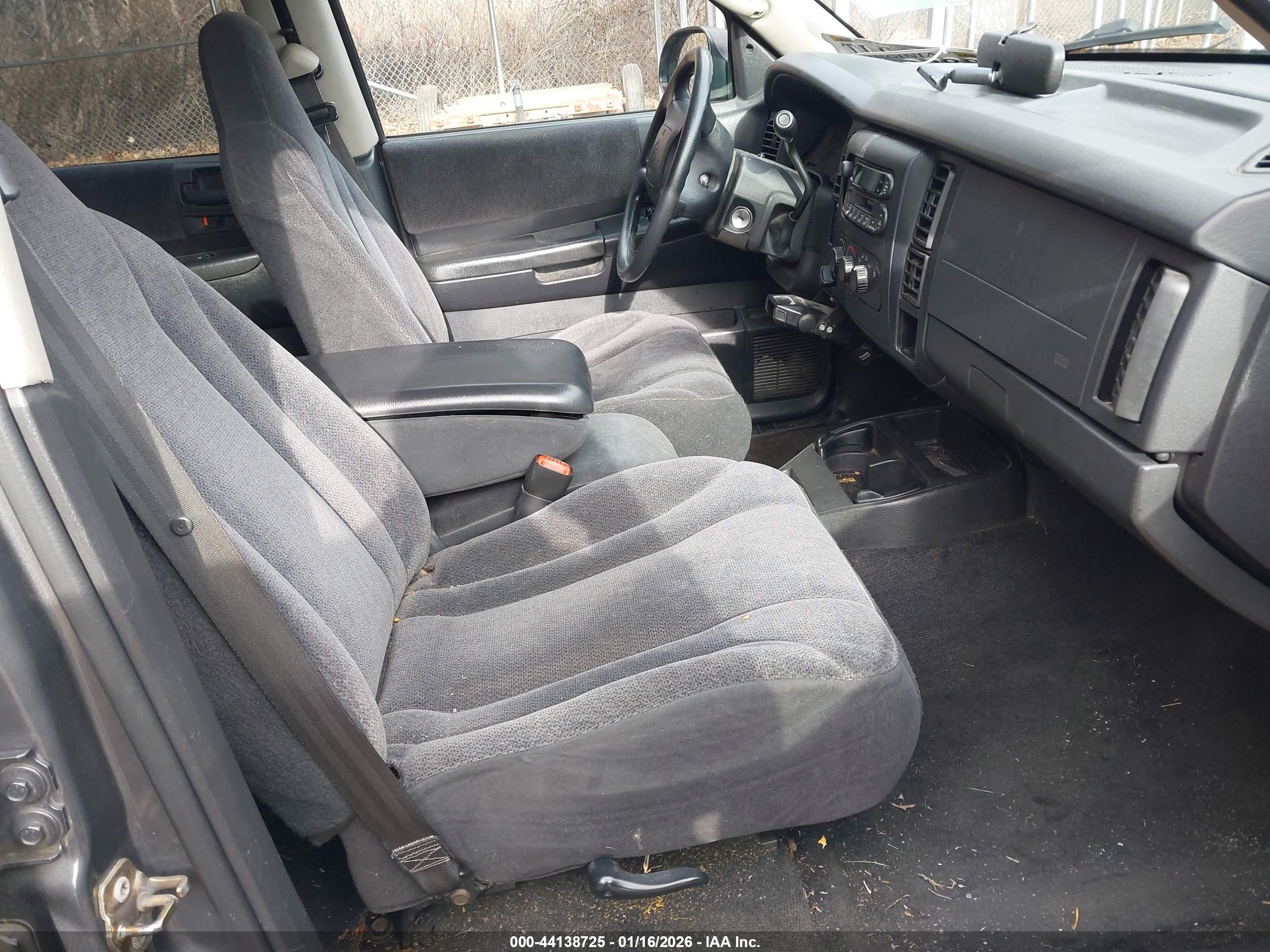 DODGE DAKOTA image 5