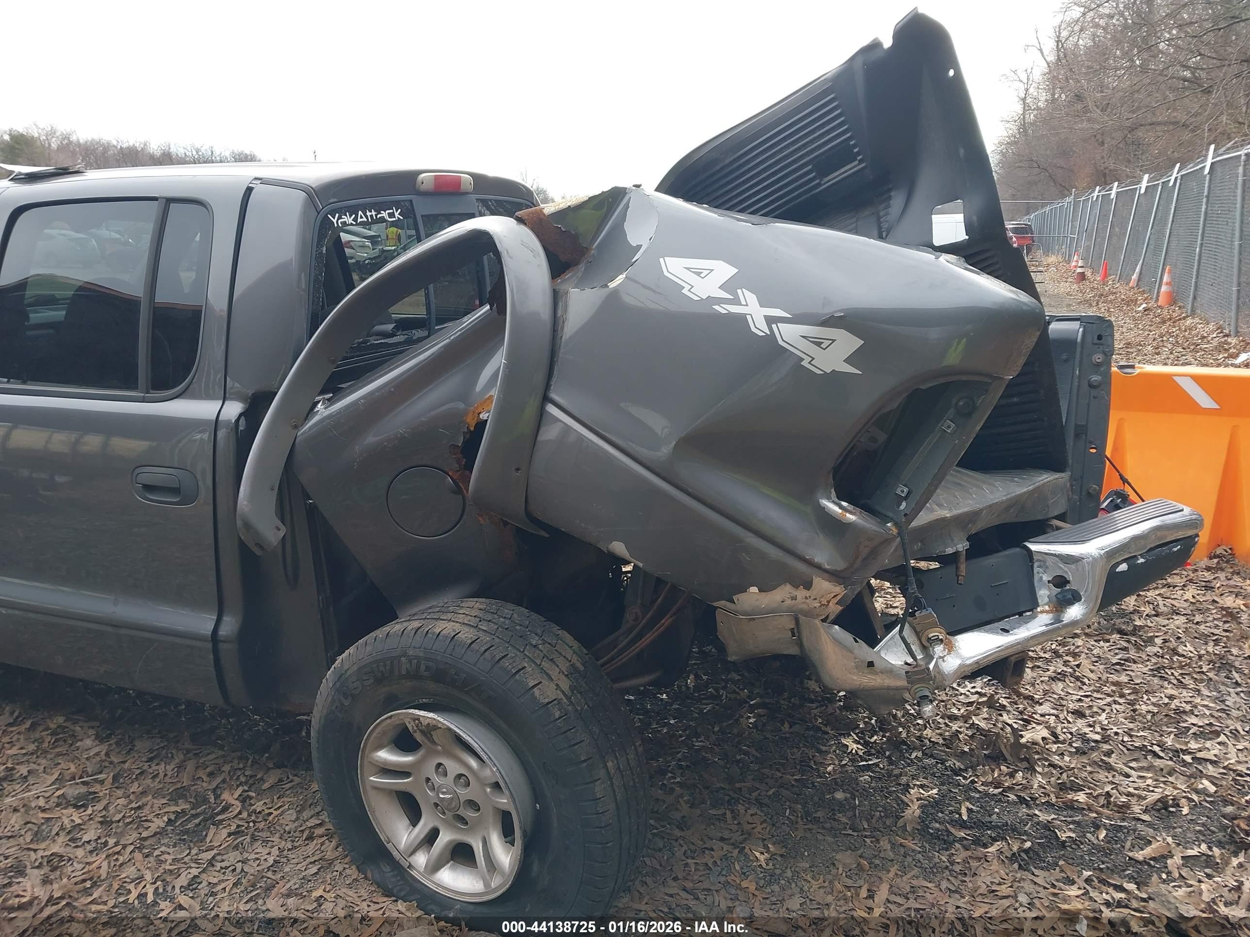 DODGE DAKOTA image 6