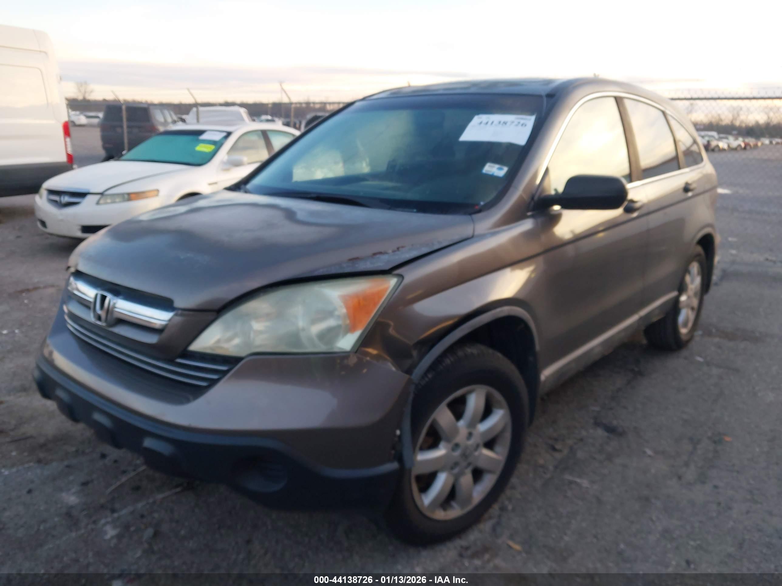 HONDA CR-V image 2