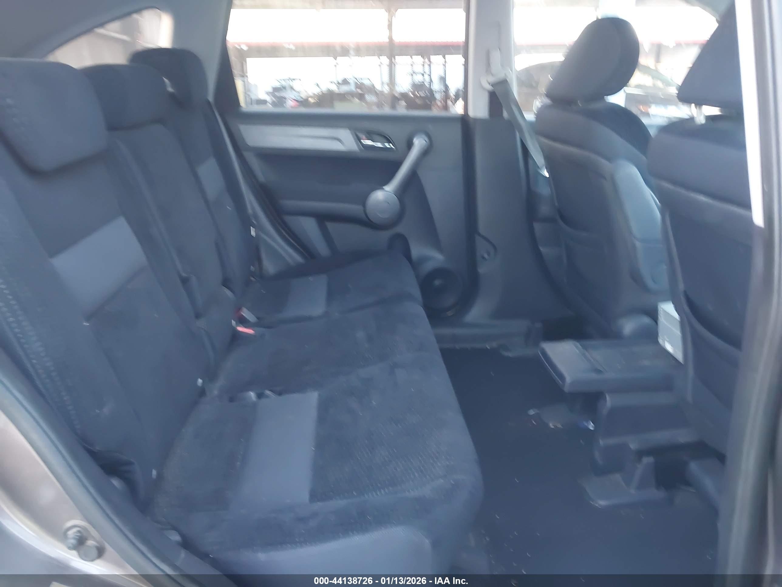 HONDA CR-V image 8