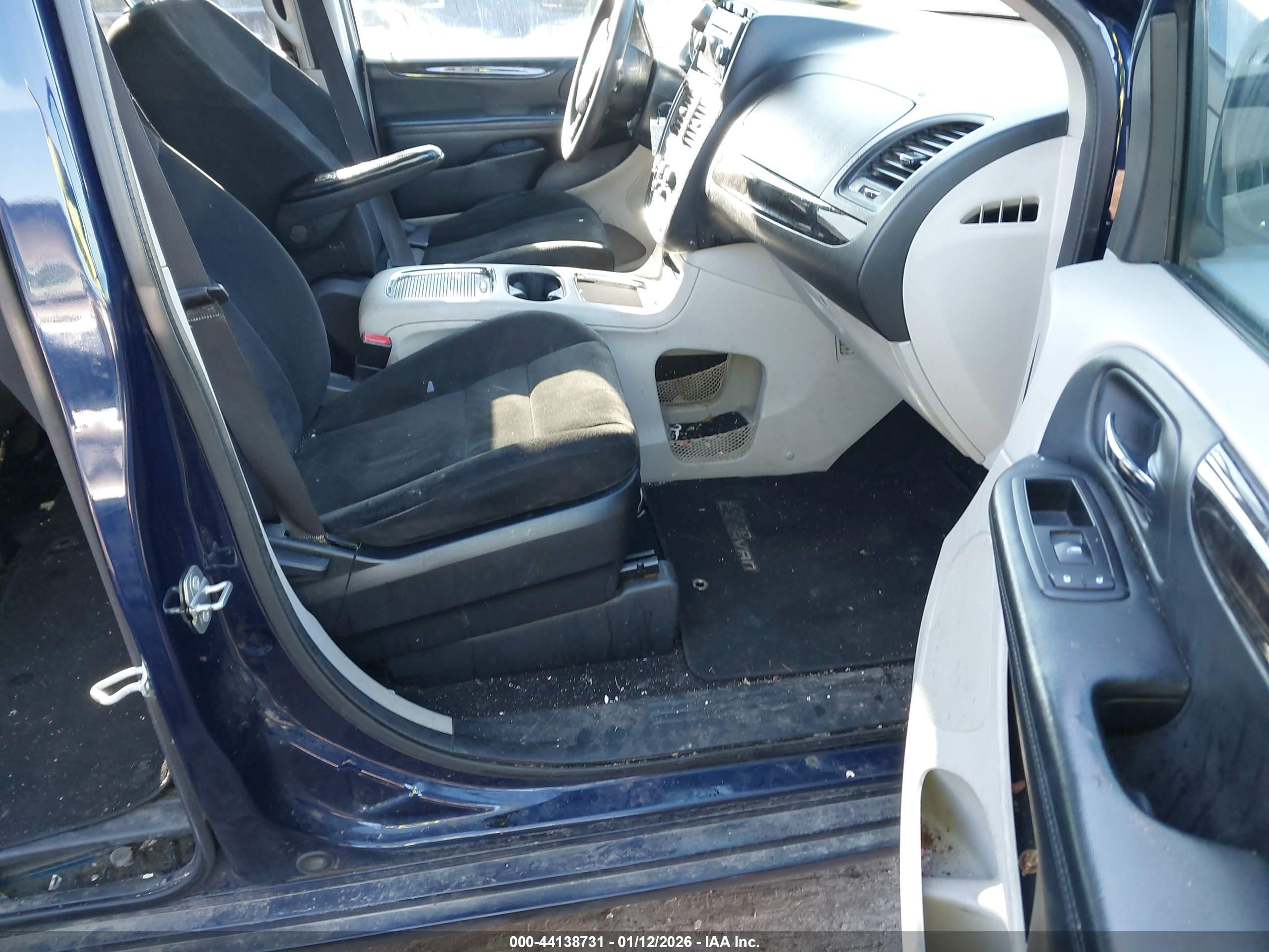 DODGE GRAND image 5