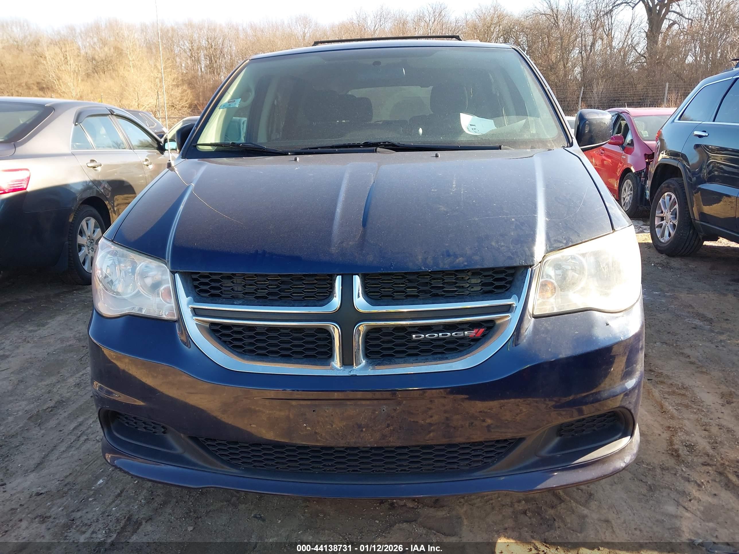 DODGE GRAND image 6