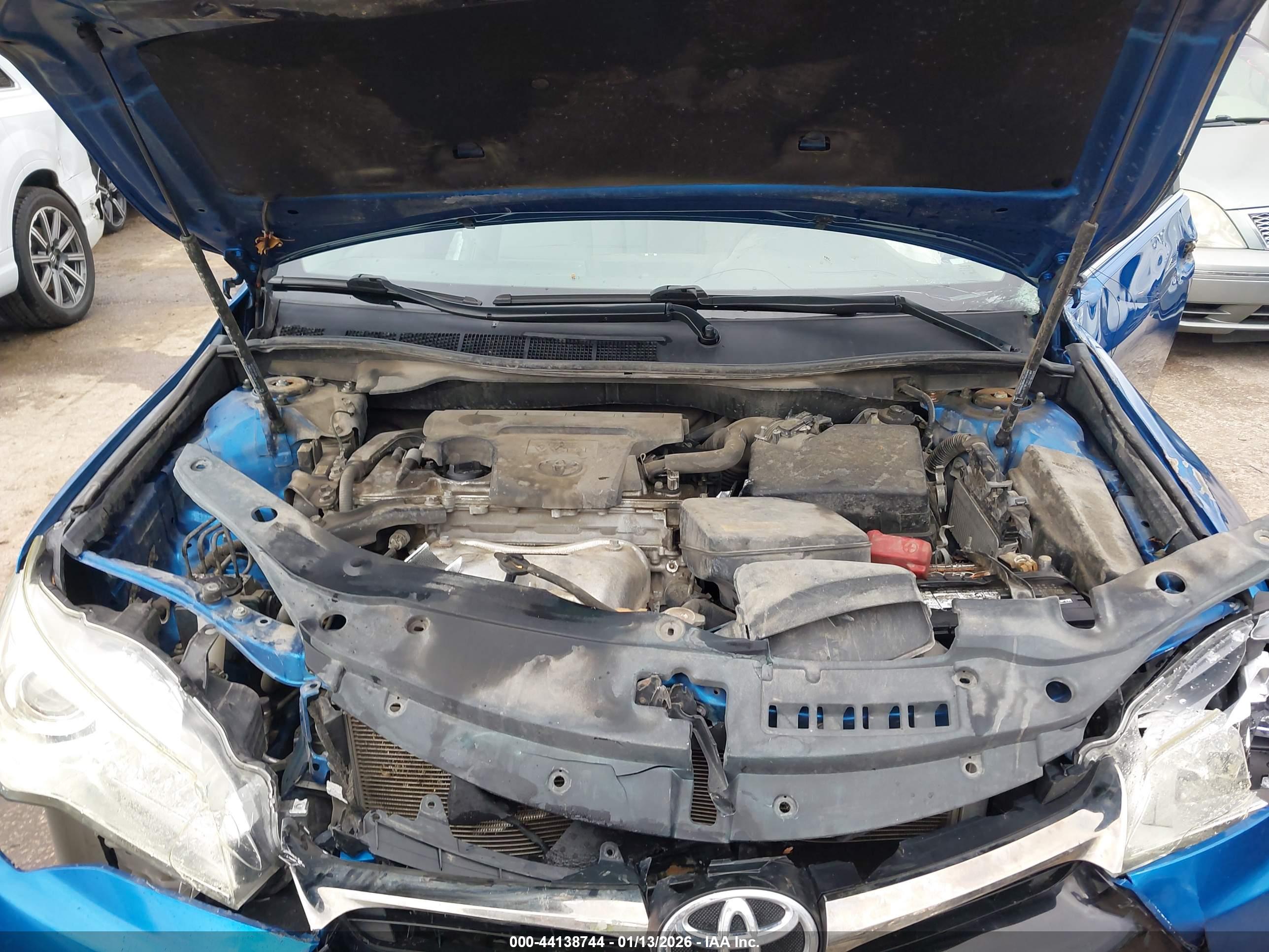 TOYOTA CAMRY image 10