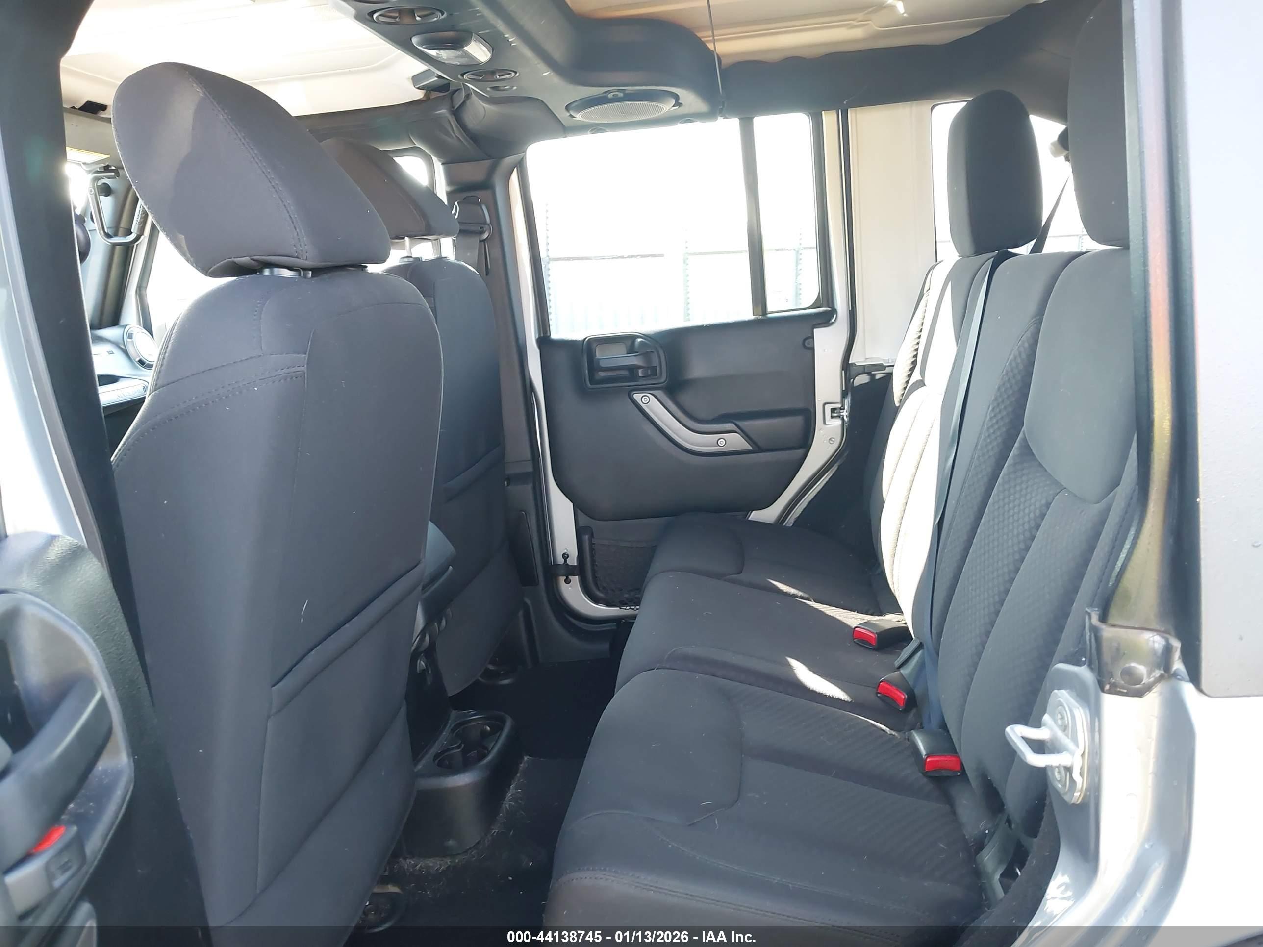 JEEP WRANGLER image 8